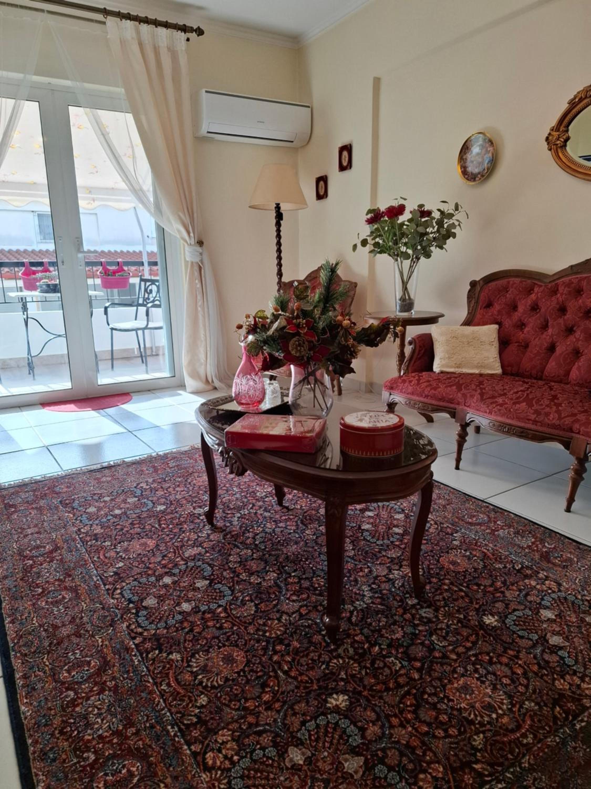 Athens Cosy Gem - Elegant 2BR Residence - 10 min to Acropolis by subway