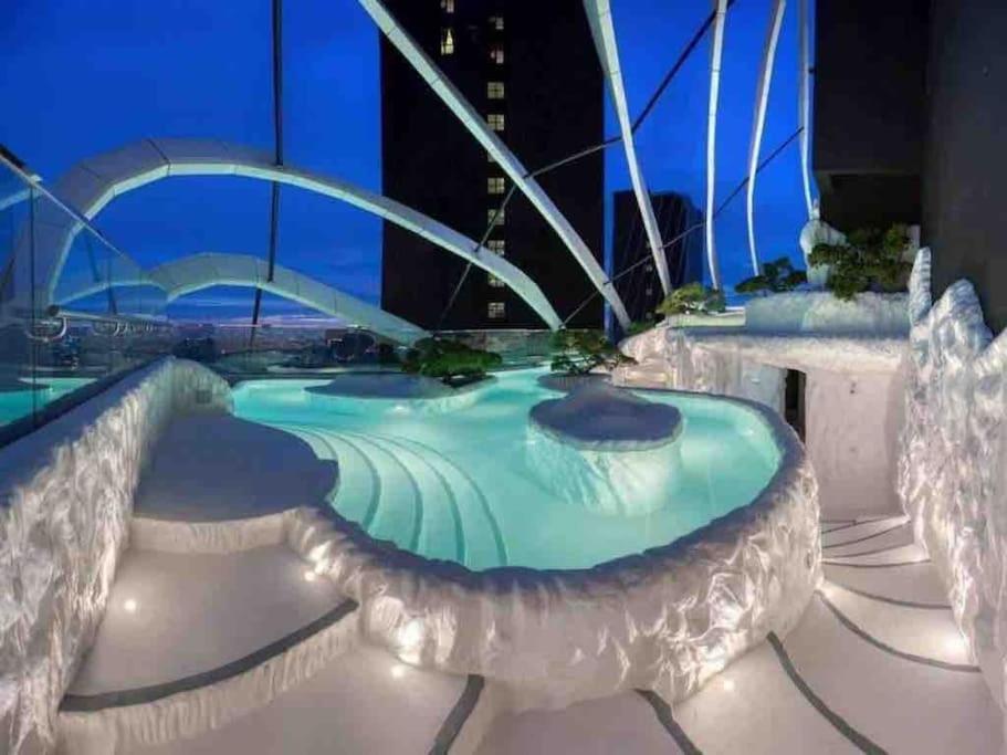 Arte Mont Kiara KL Tower View Elegant Netflix 6pax