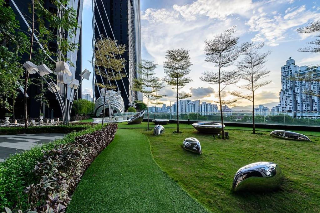 Arte Mont Kiara KL Tower View Elegant Netflix 6pax