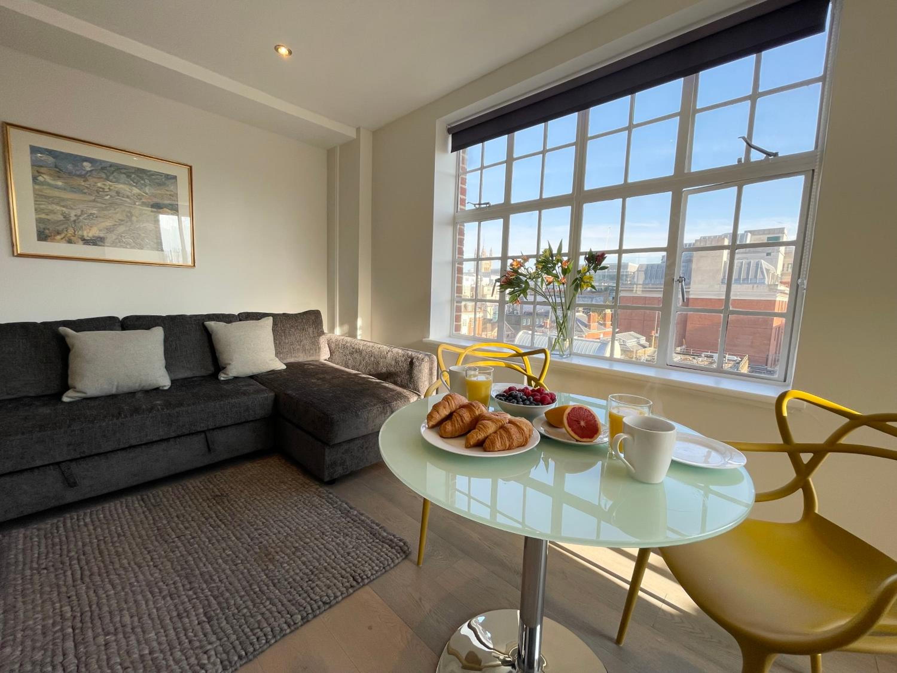 Cozy Apartments in Westminster