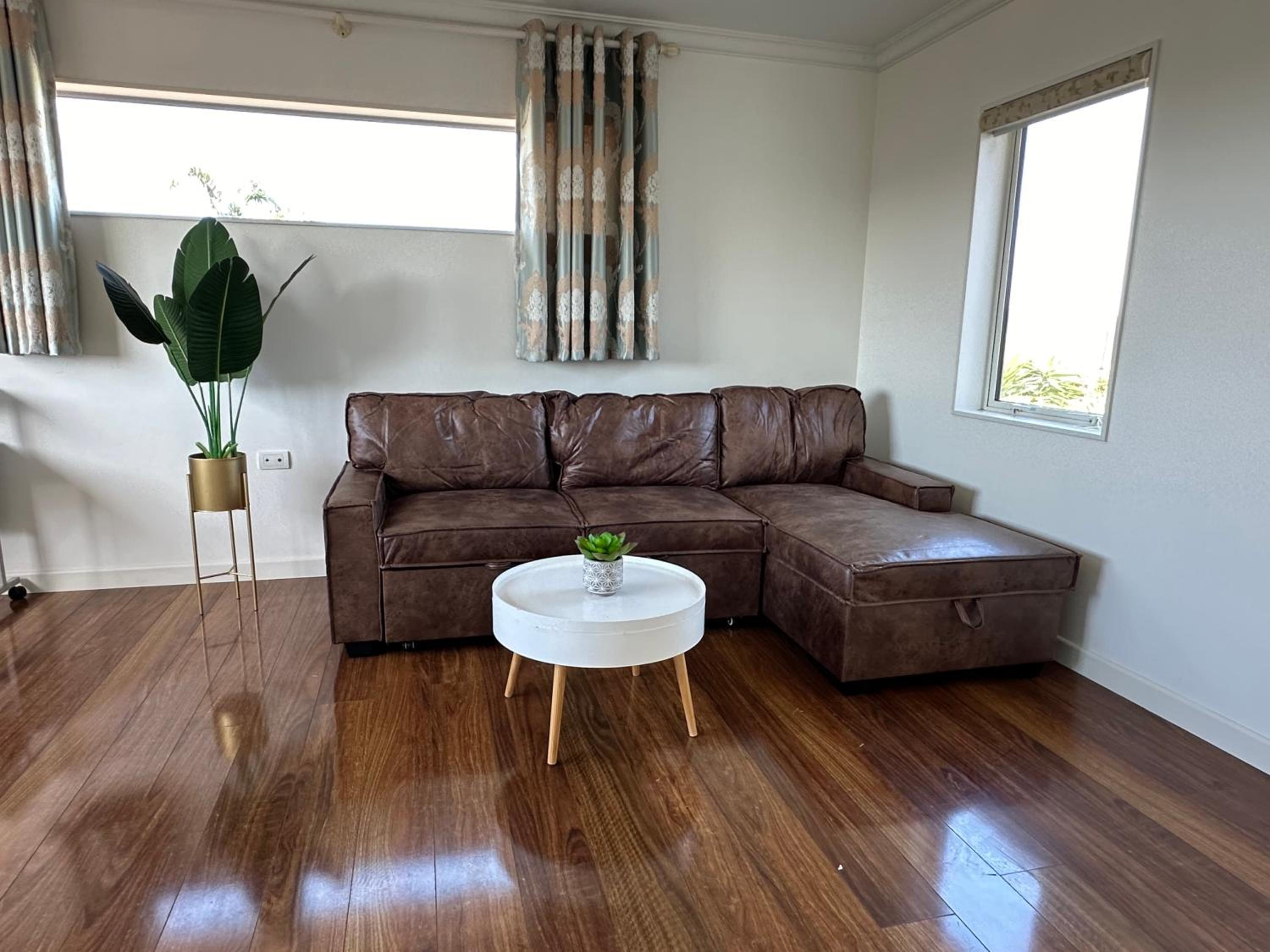 Hamilton Cozy Corner Retreat view 4