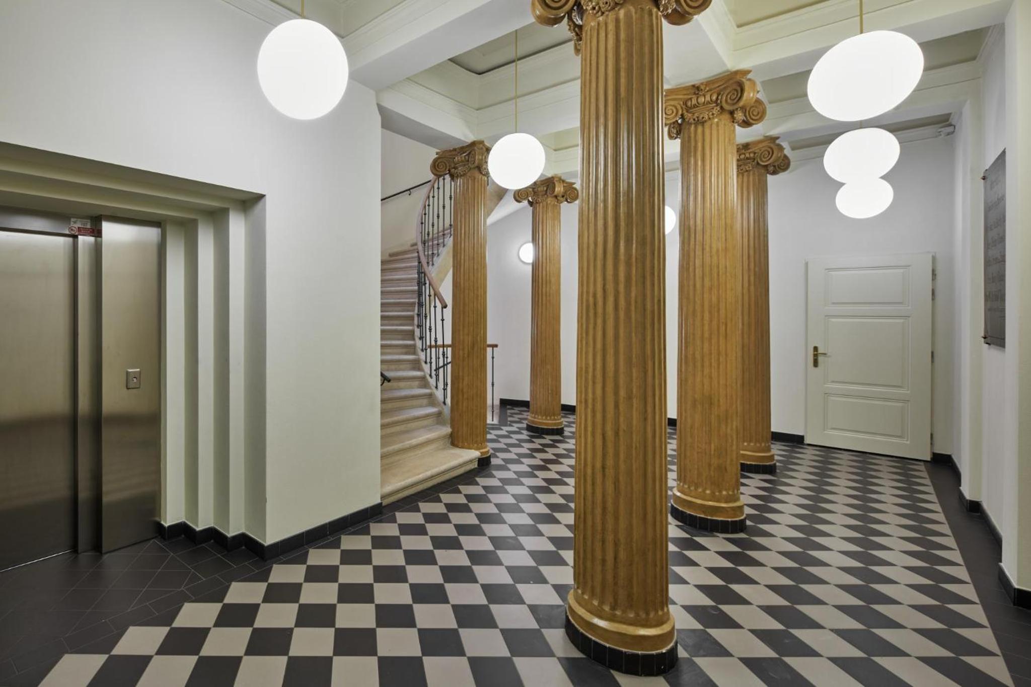 Prague Days - Deluxe Apartments near Wenceslas Square
