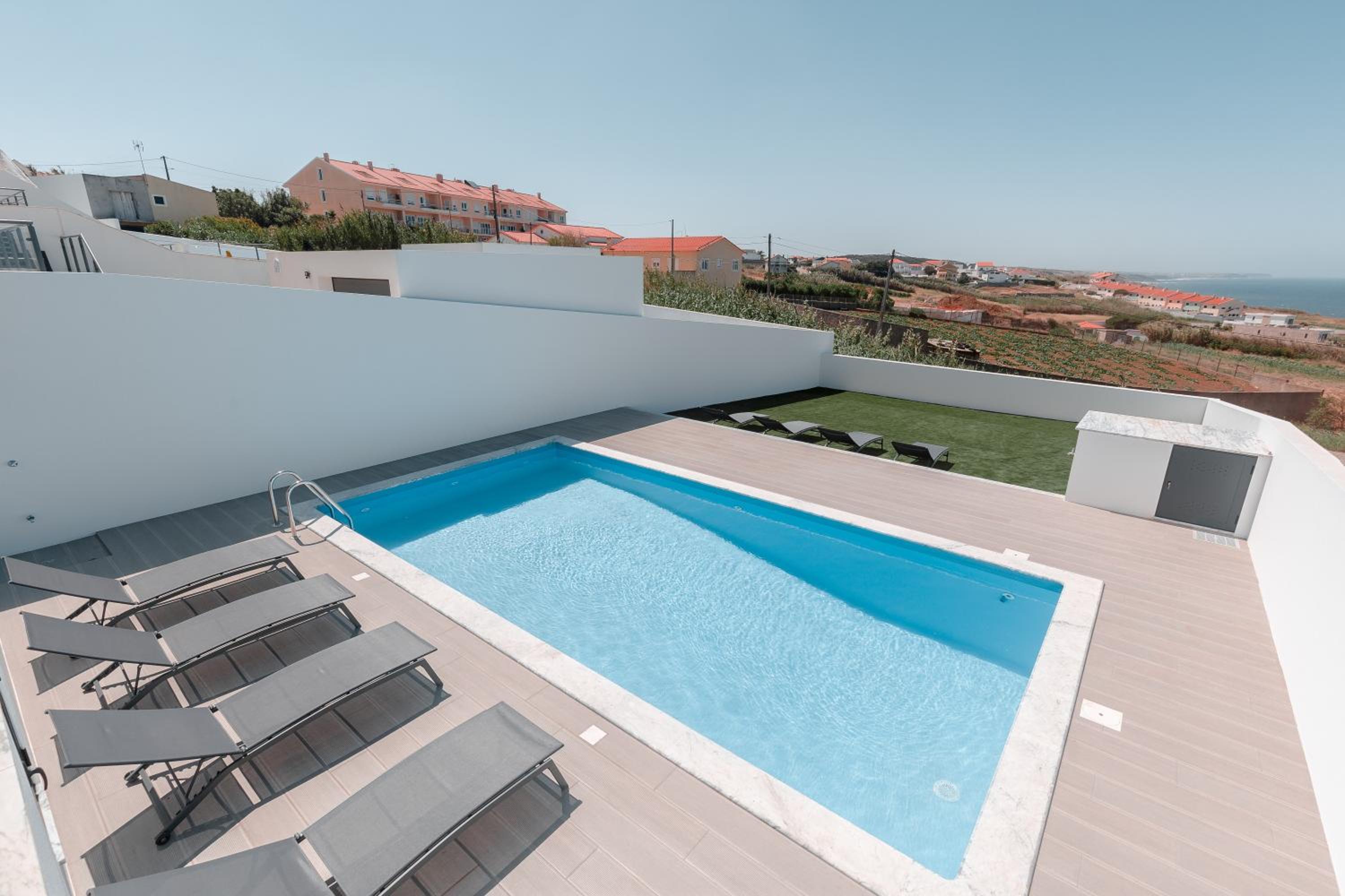 Silver Villa with ocean view