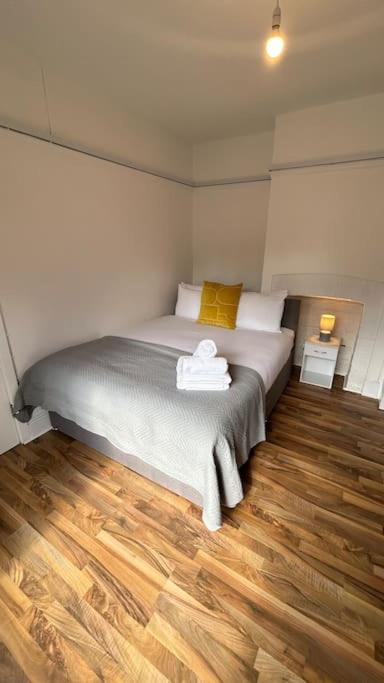 Ustay Fulham