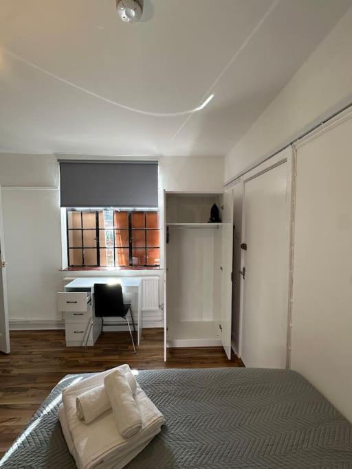 Ustay Fulham