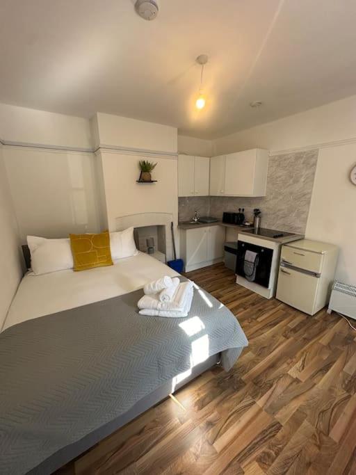 Ustay Fulham