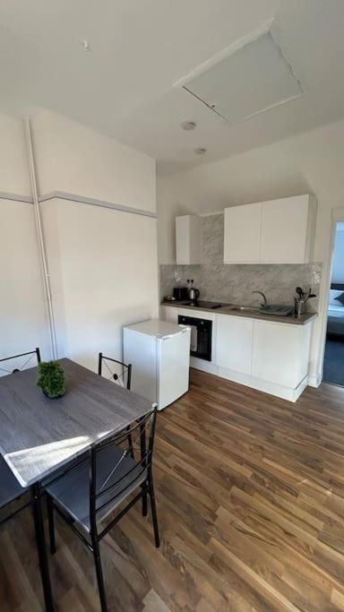 Ustay Fulham