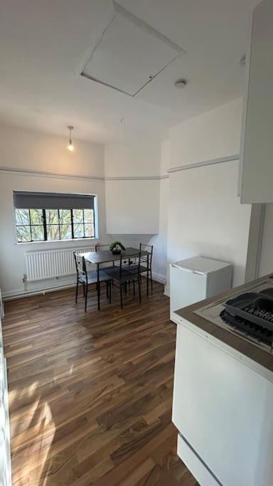 Ustay Fulham