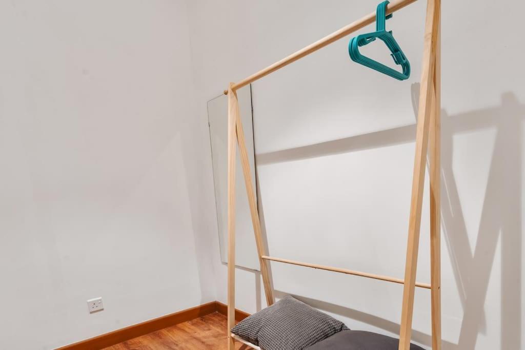 Arte Mont Kiara Netflix Muji-Muji 3rooms 6pax