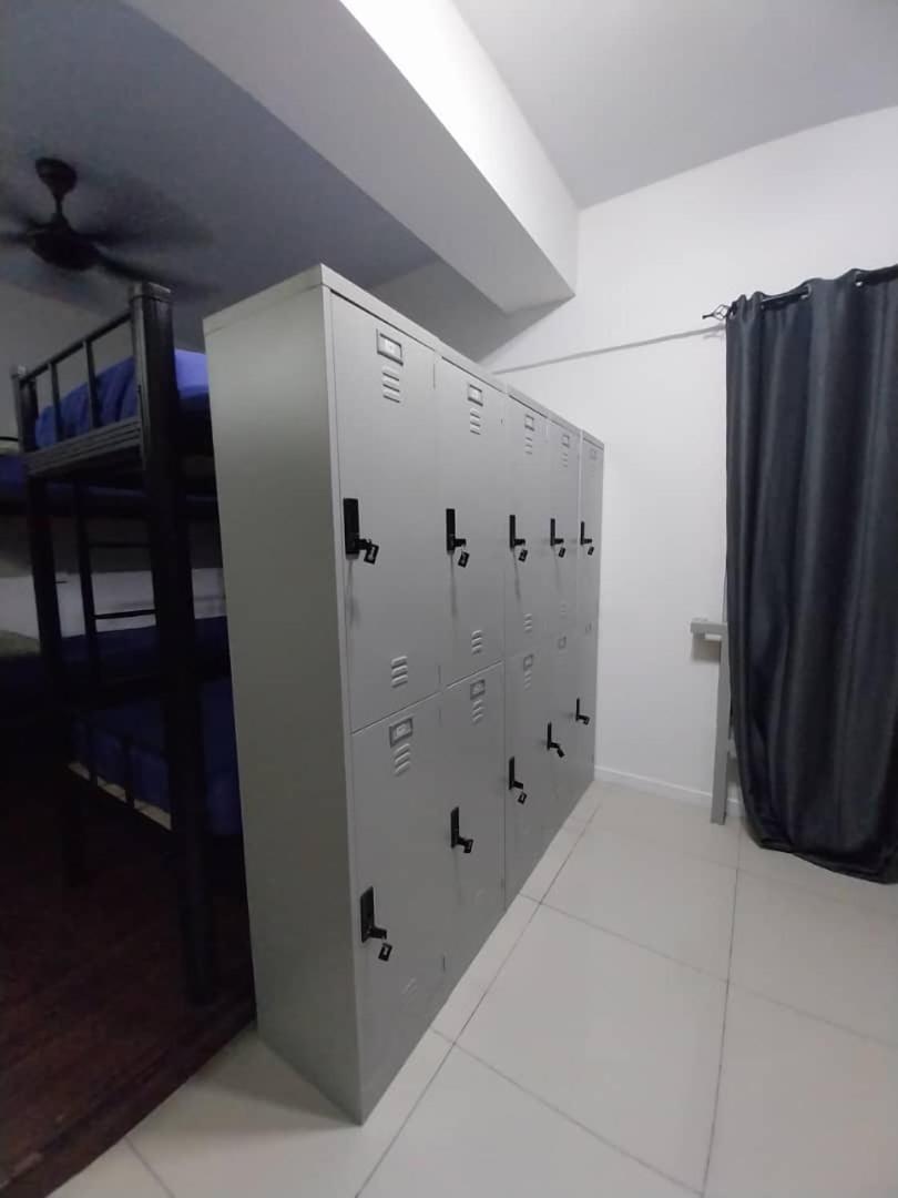 WakakaPackers CityView Condo