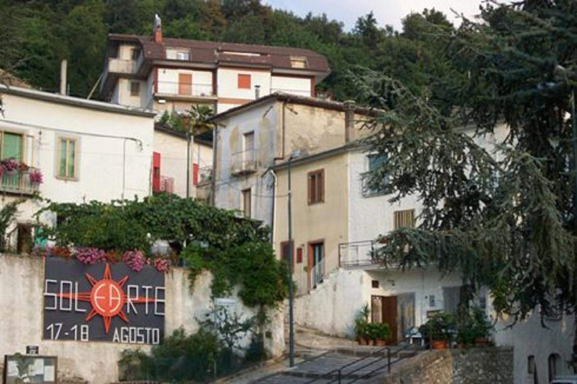 La Casa Sull'aia,AV view 2