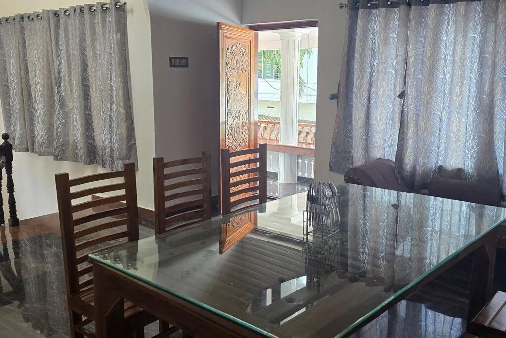 Entire 4 Bedroom Villa in Kannur view 3