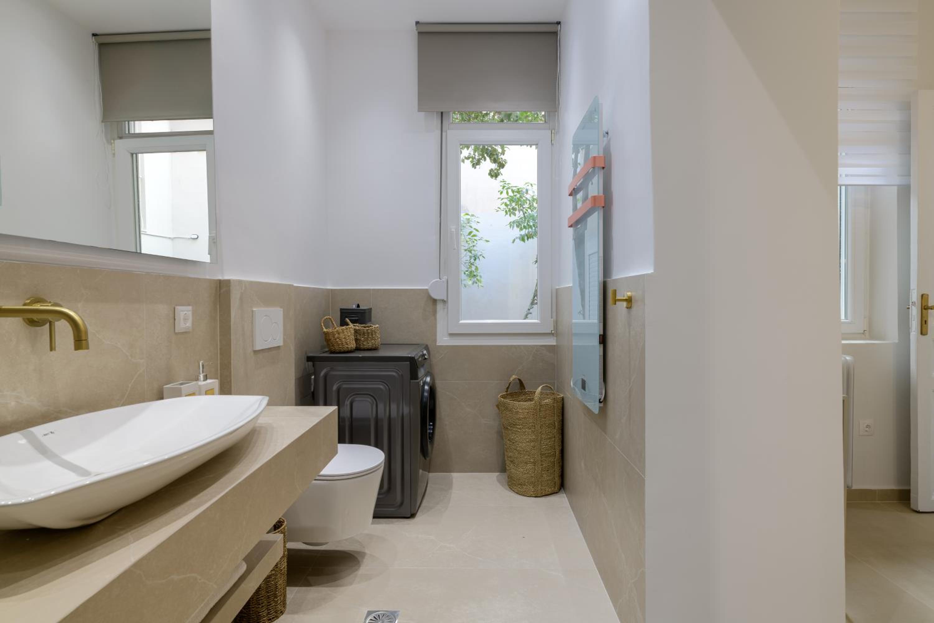 Koukaki Cielo Villa10 -Pvt Yard 3BR 8ppl -10min Metro Acropolis