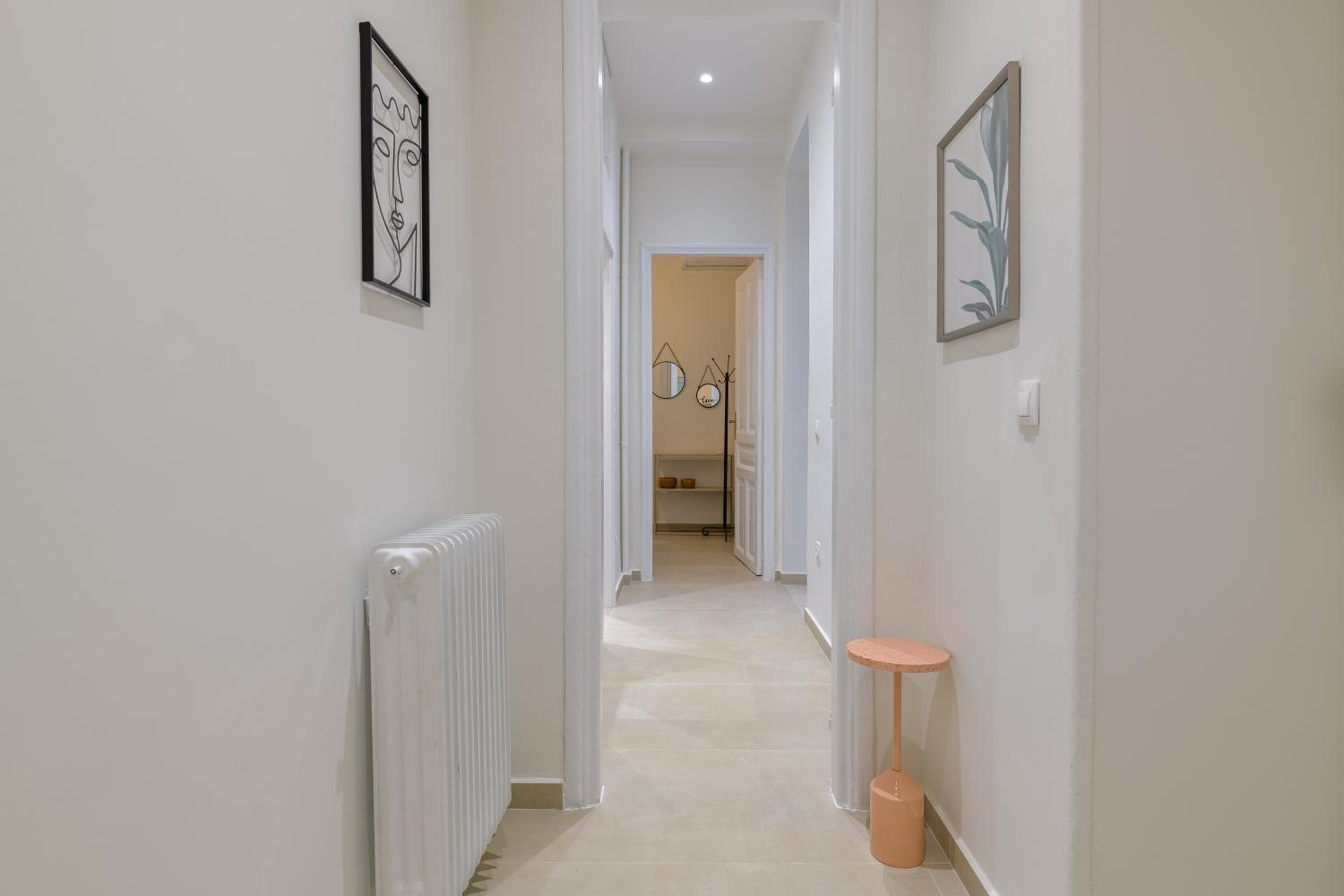 Koukaki Cielo Villa10 -Pvt Yard 3BR 8ppl -10min Metro Acropolis