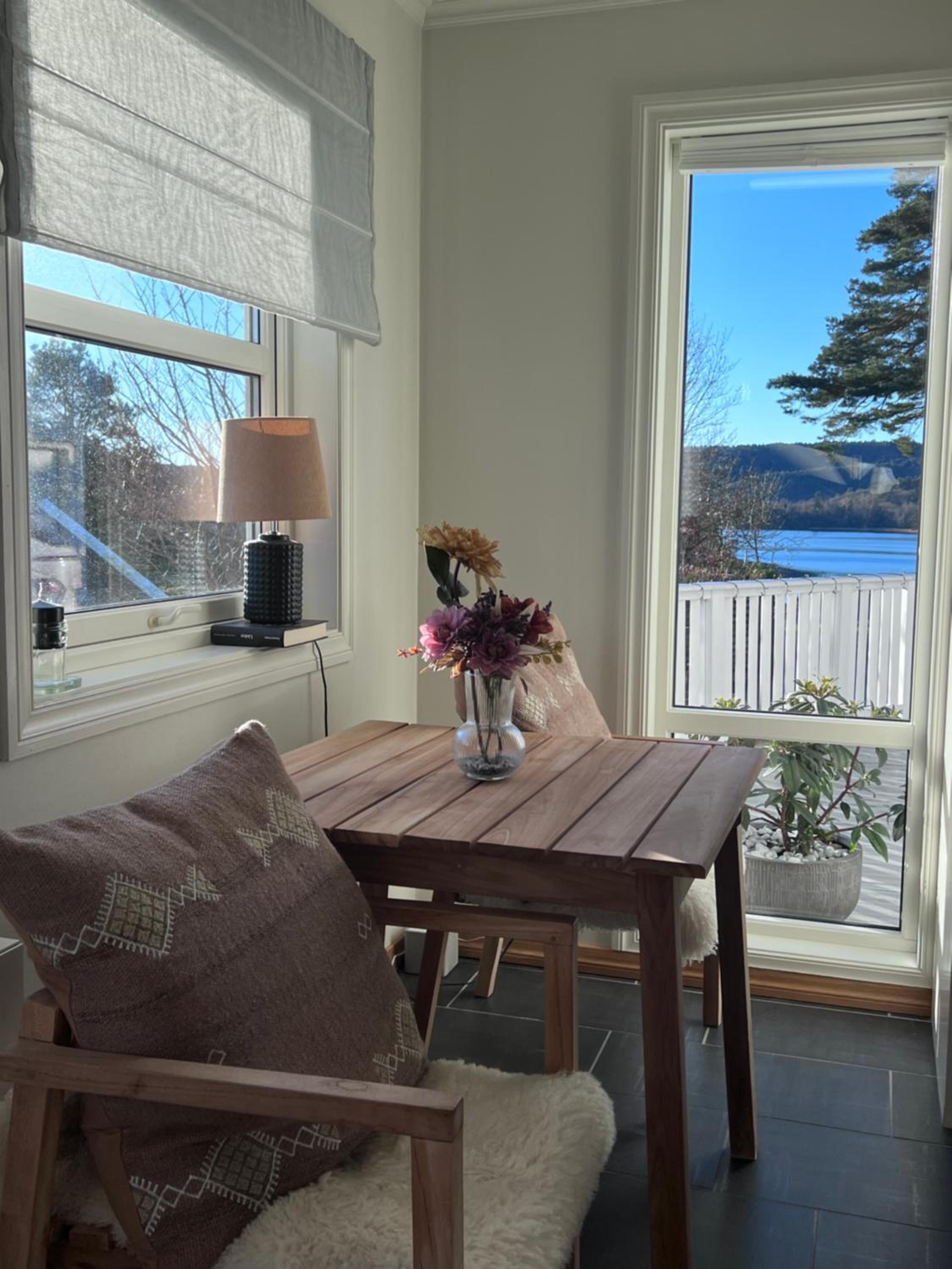 Nydelig hus med utsikt view 2
