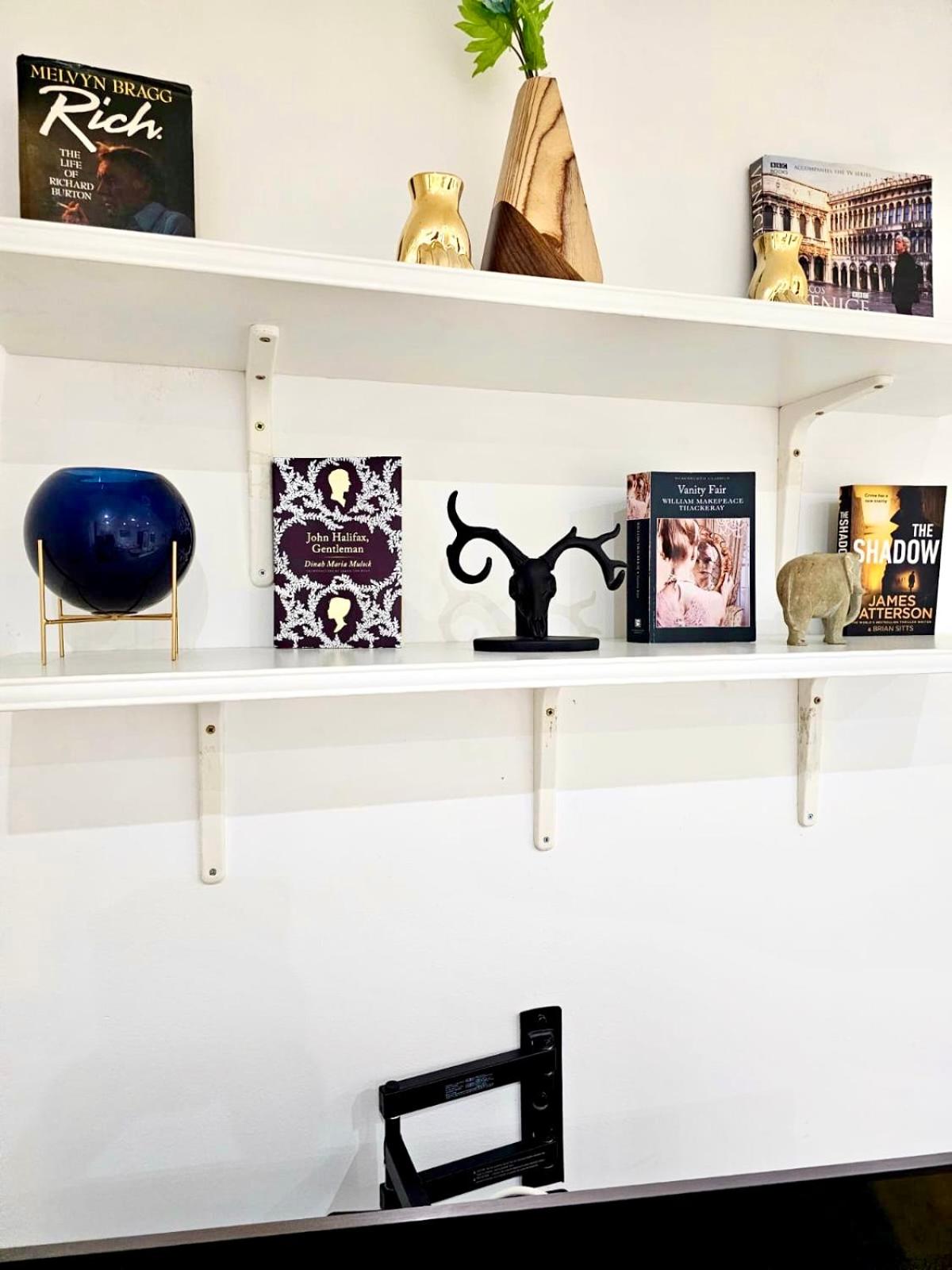 Studio Flat on Bricklane view 5