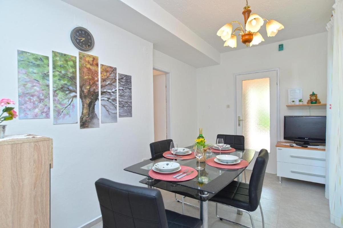 Welcoming apartment with garden