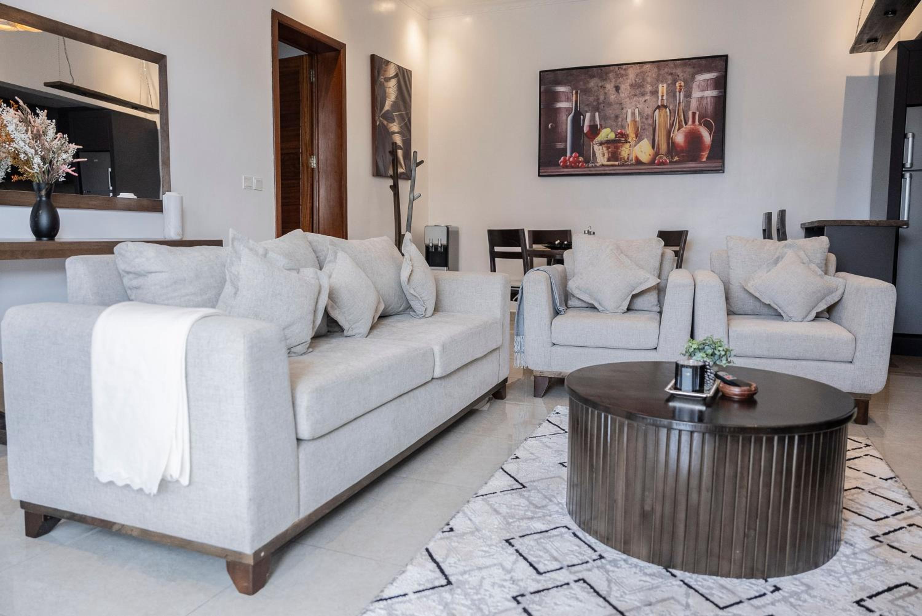 White Lantana Apartments