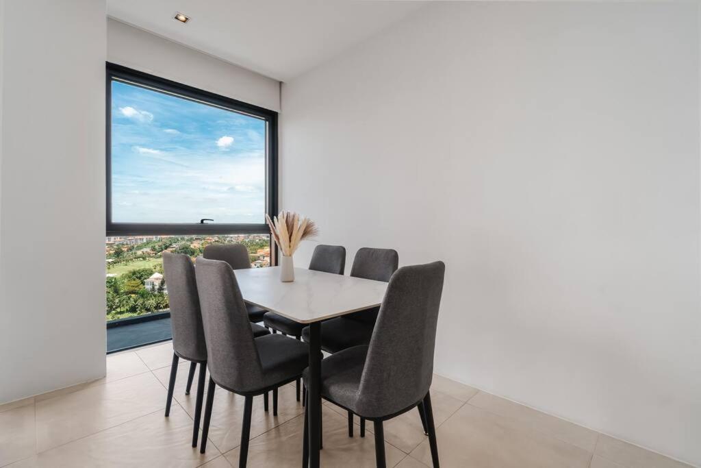 Lumi Tropicana PS4 GolfCourseView 3Bedroom 8pax photo 7