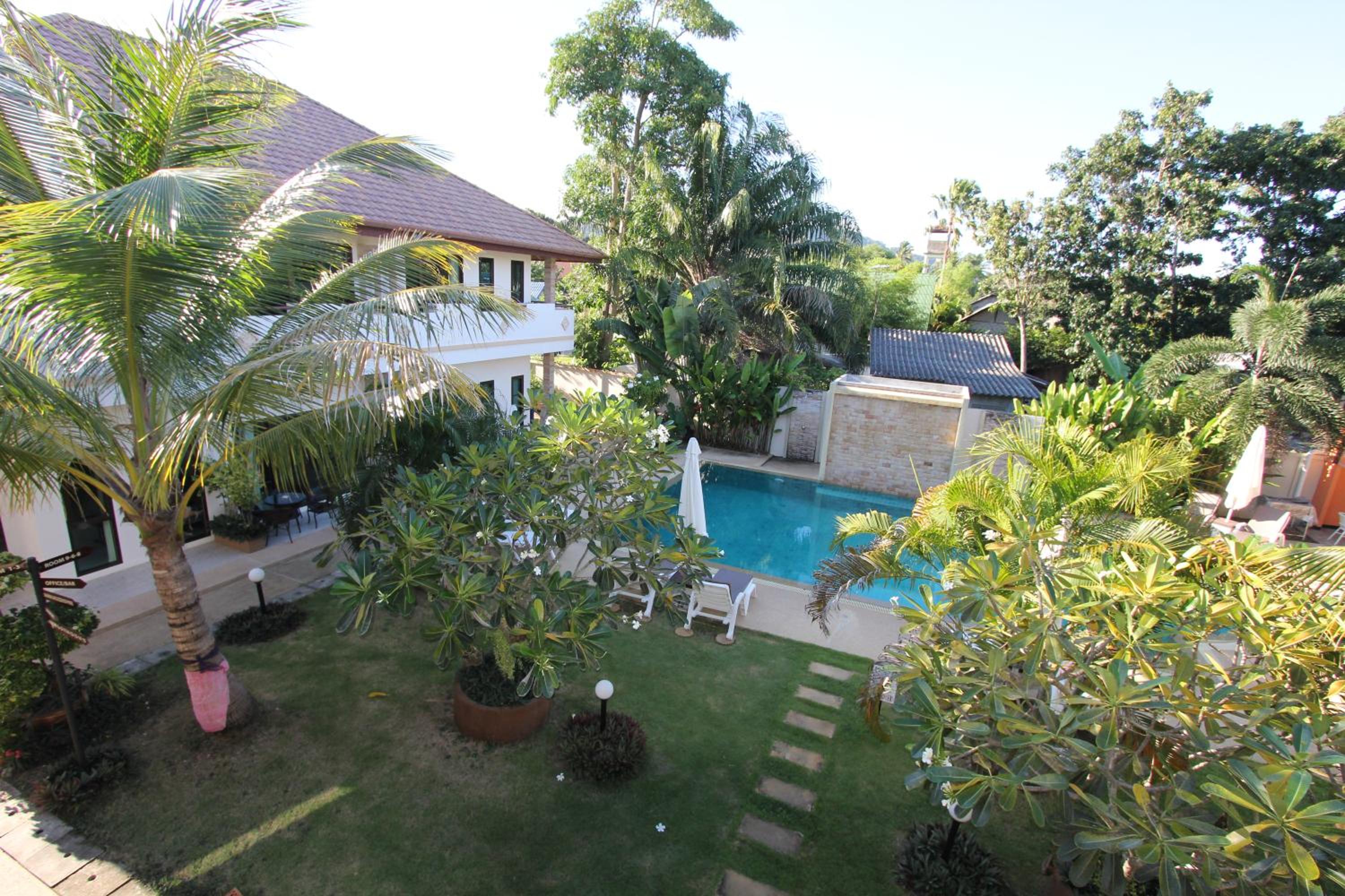 Babylon Pool Villas