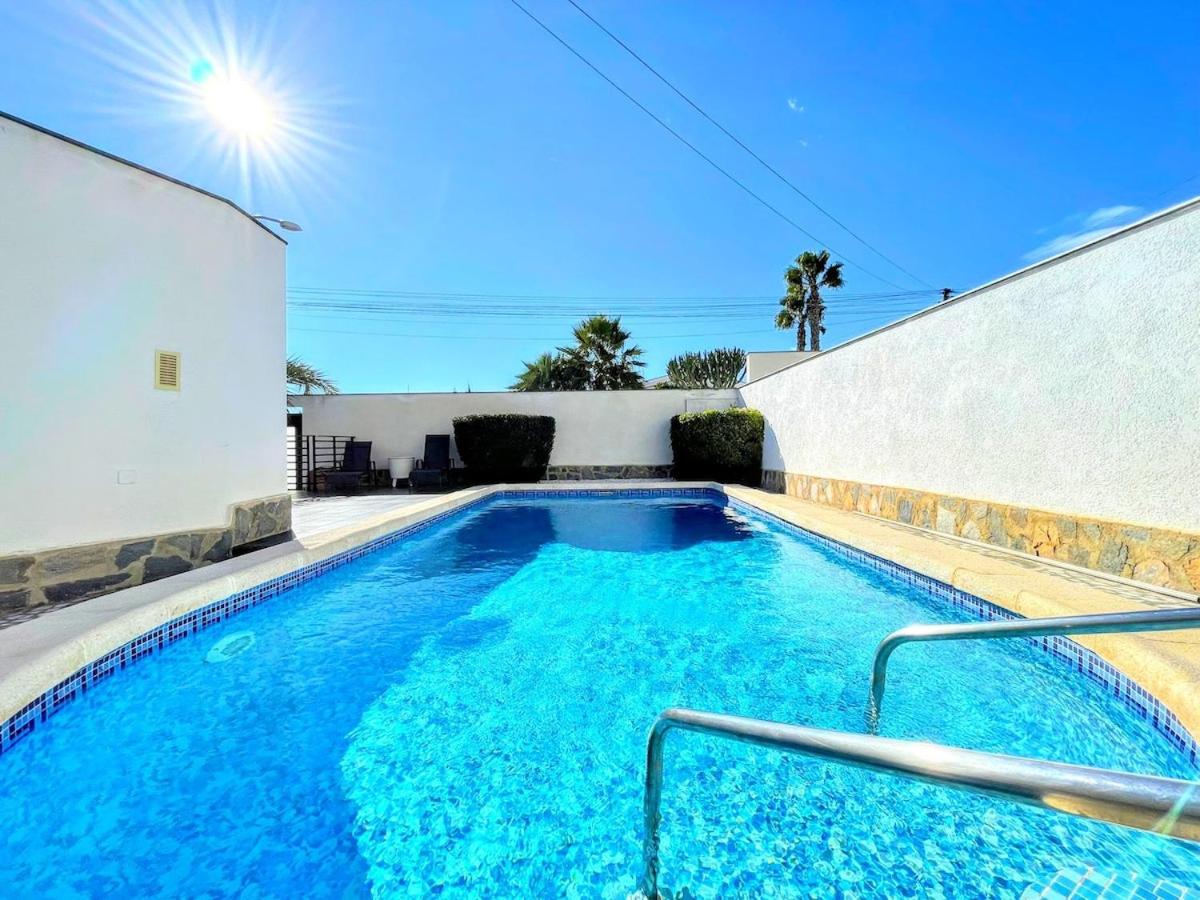 Villa Limon by Villas&You