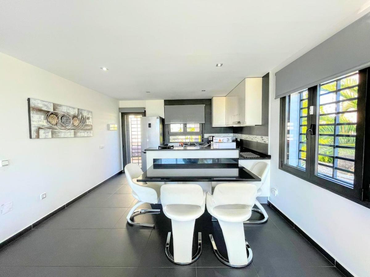 Villa Limon by Villas&You