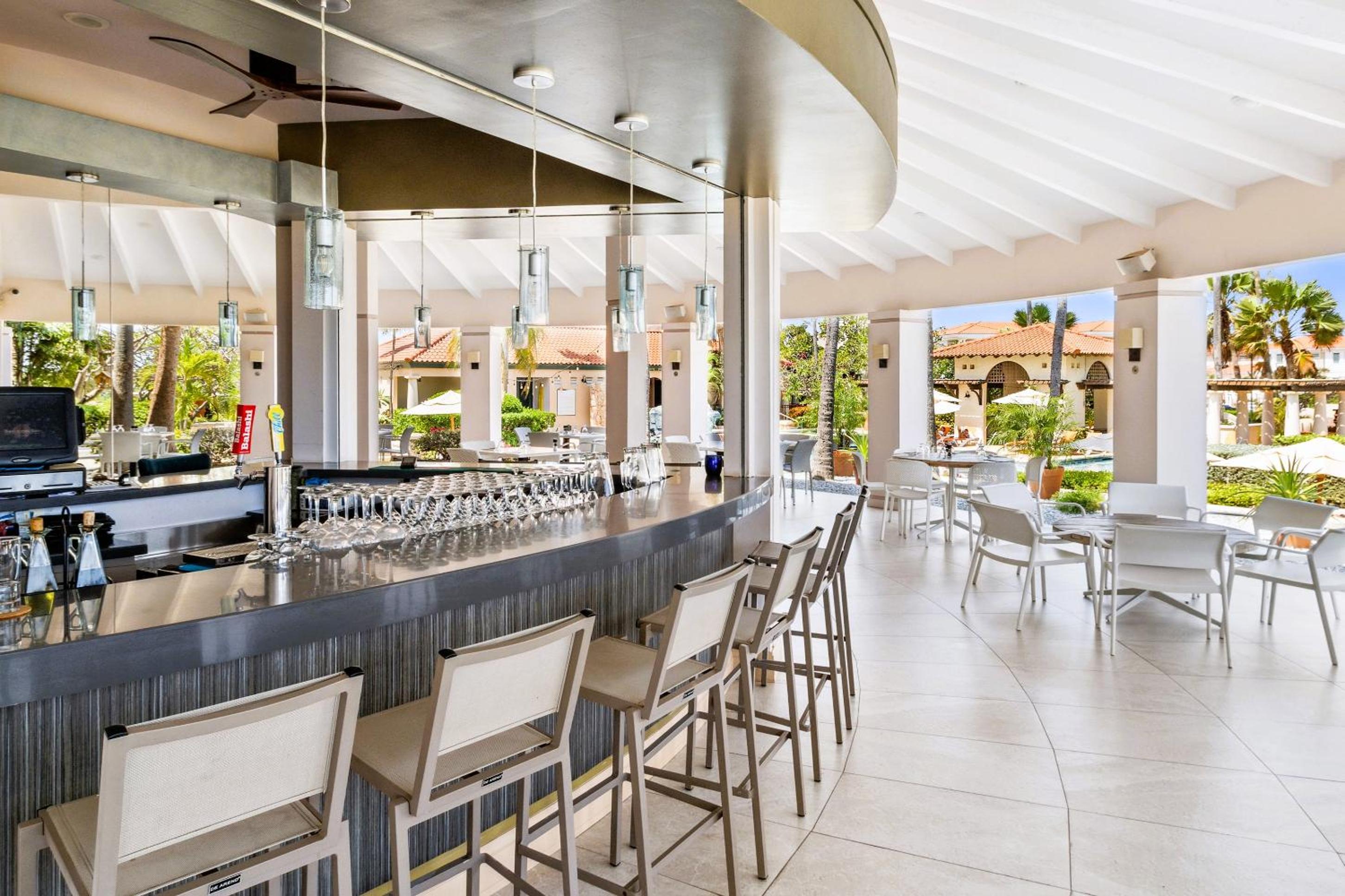 Golf & Beach 5BR w Pool - Campeonan 7 by Bocobay