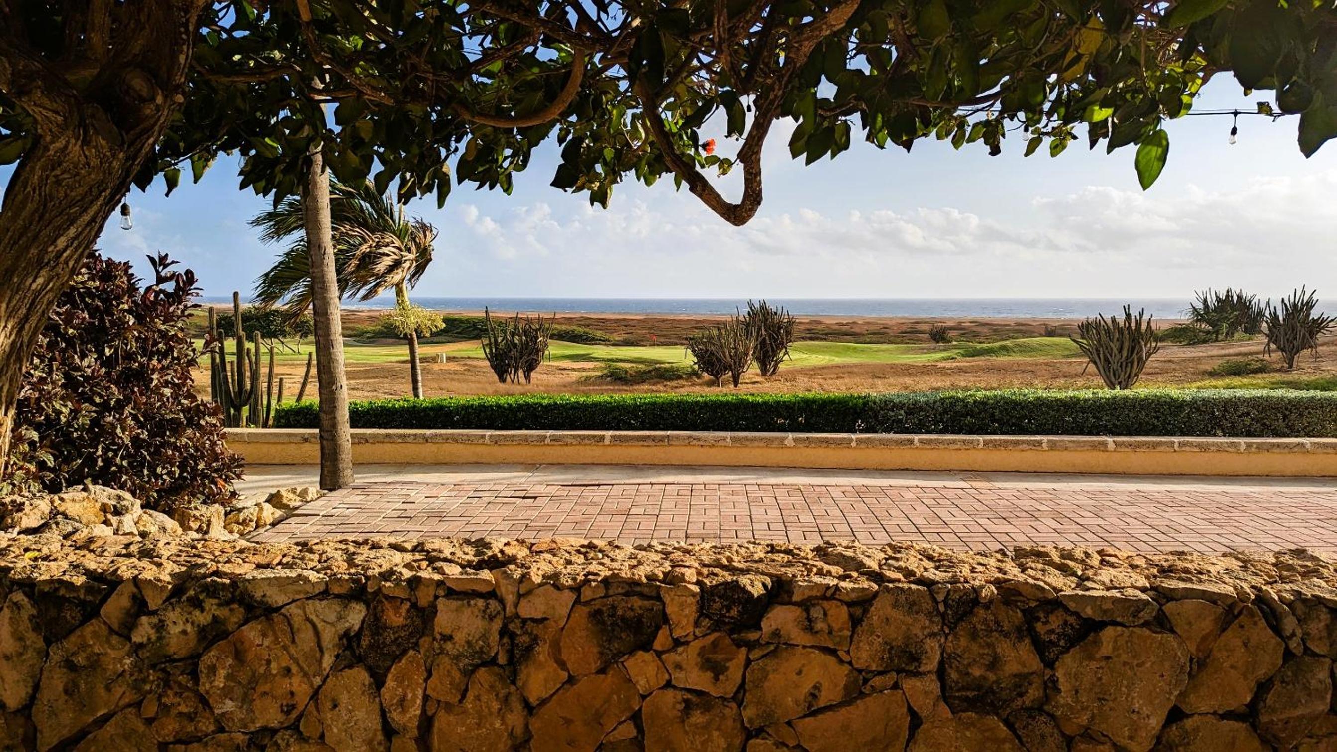 Golf & Beach 5BR w Pool - Campeonan 7 by Bocobay