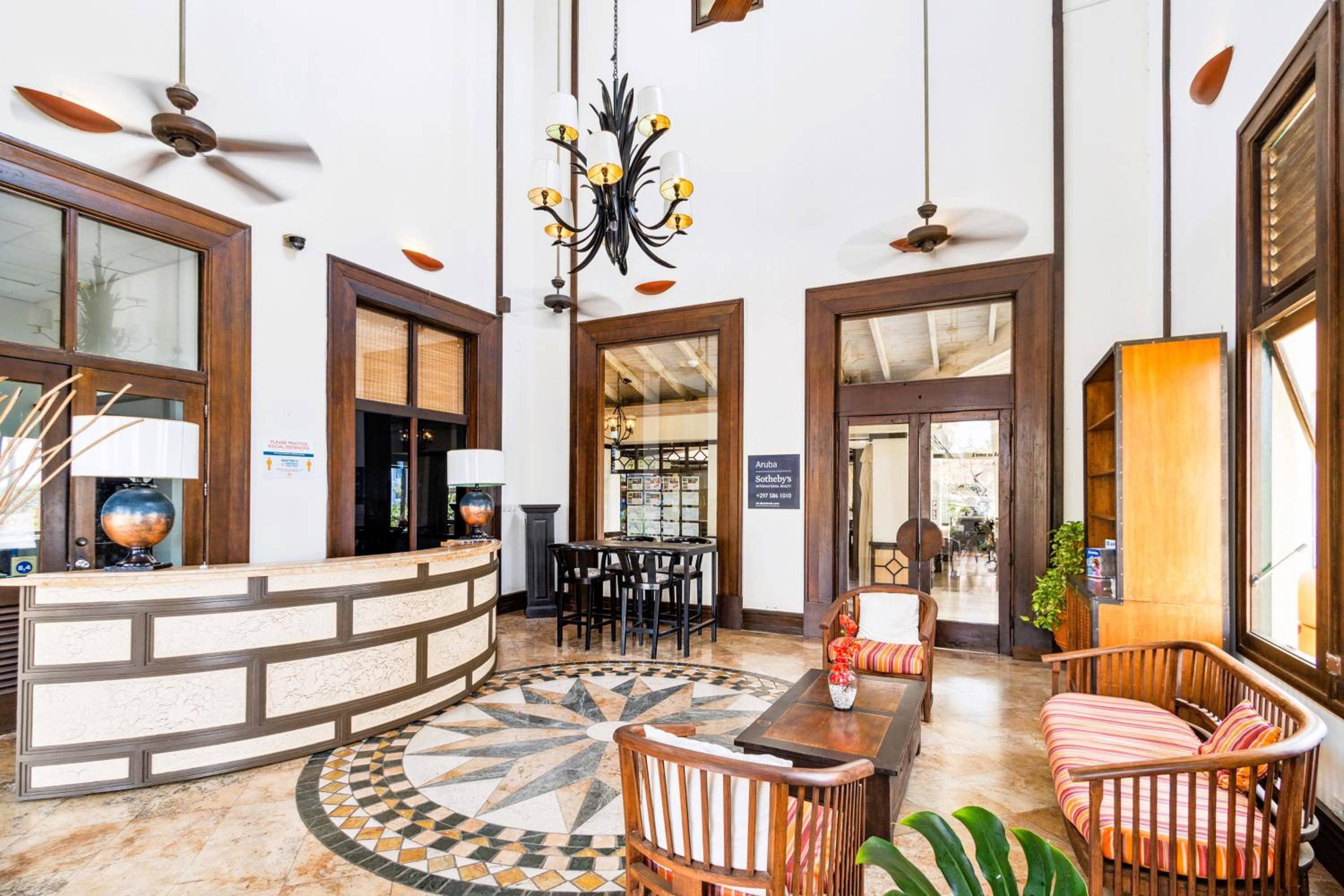 Golf & Beach 5BR w Pool - Campeonan 7 by Bocobay
