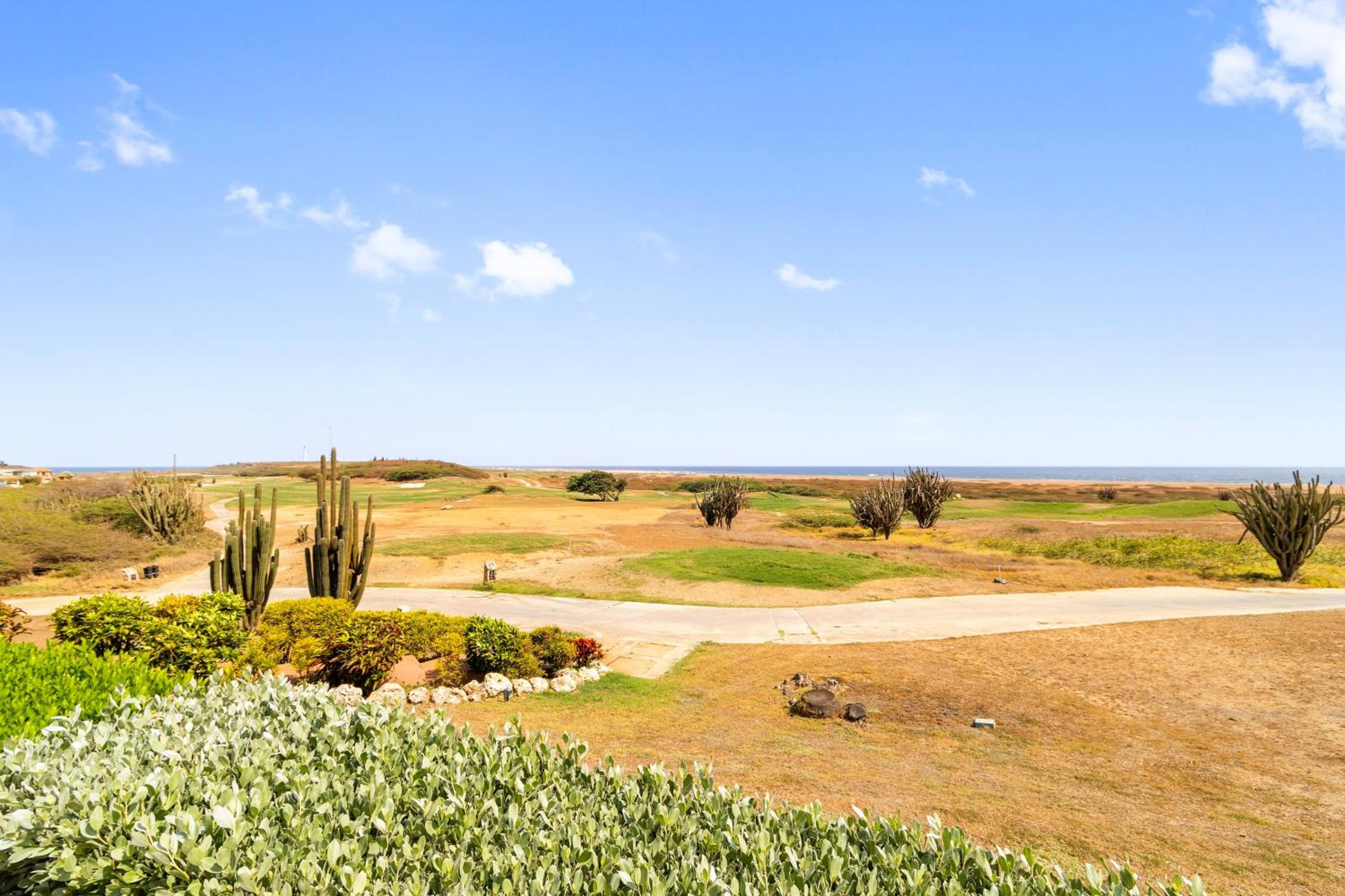 Golf & Beach 5BR w Pool - Campeonan 7 by Bocobay