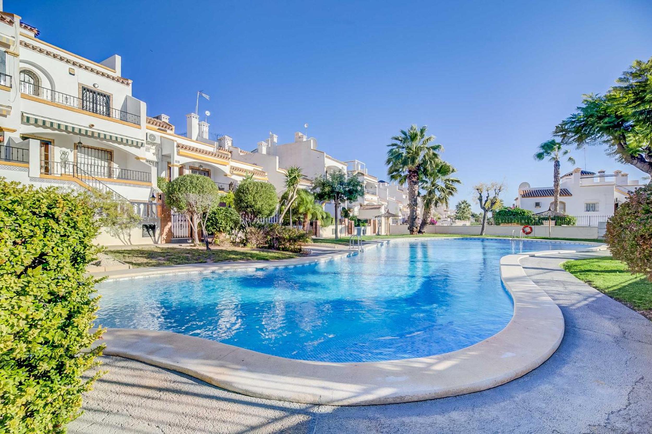 Apartment in holiday community with shared pool