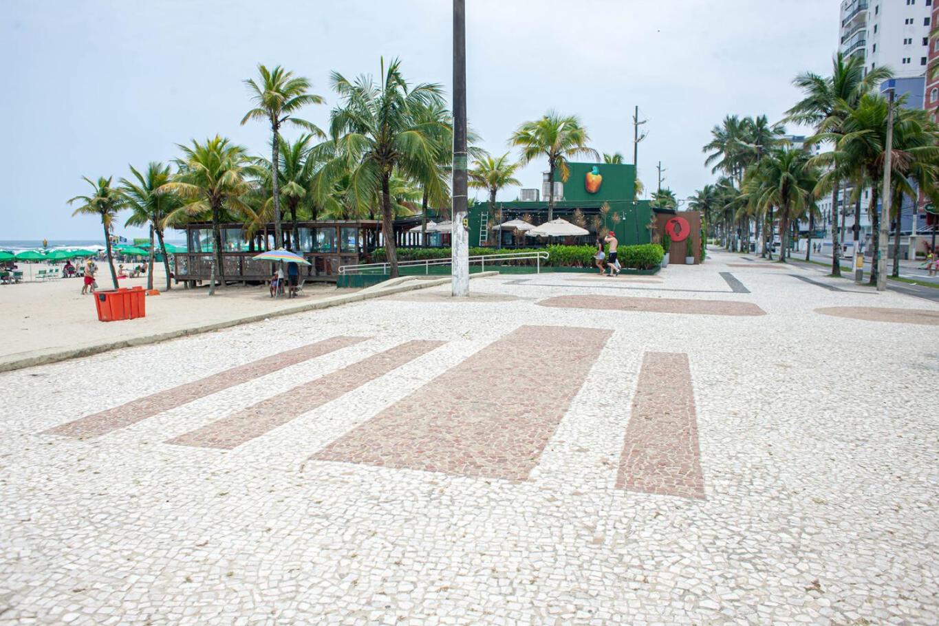 Casa aconchegante c churrasqueira a 400m da praia