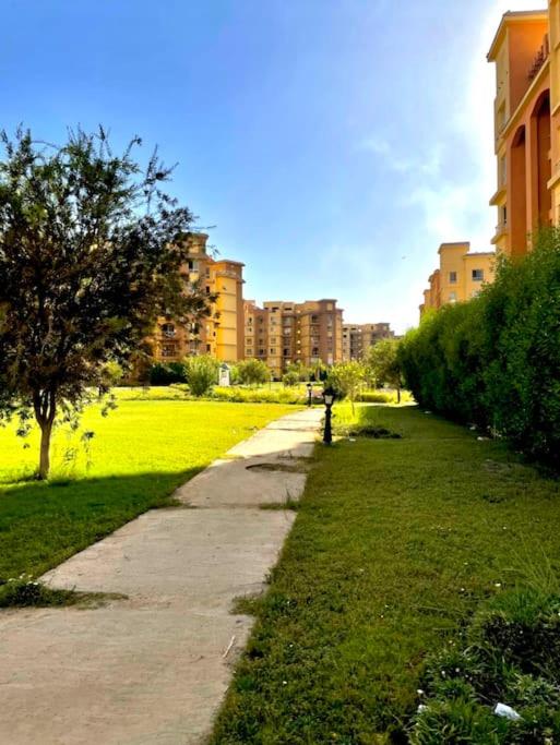 Apartment in Degla Palms October Gardens