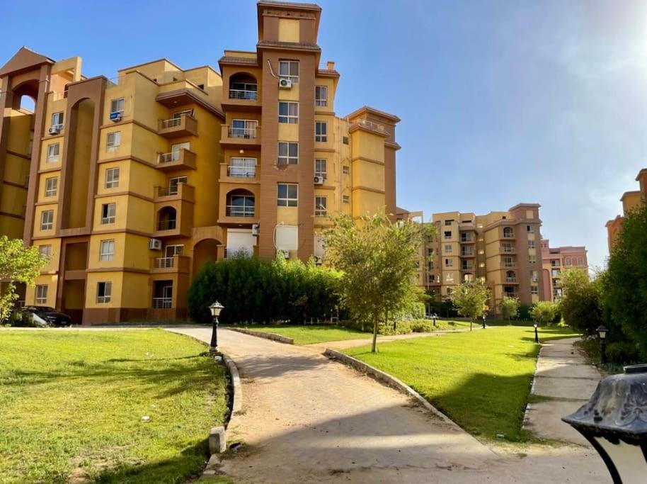 Apartment in Degla Palms October Gardens