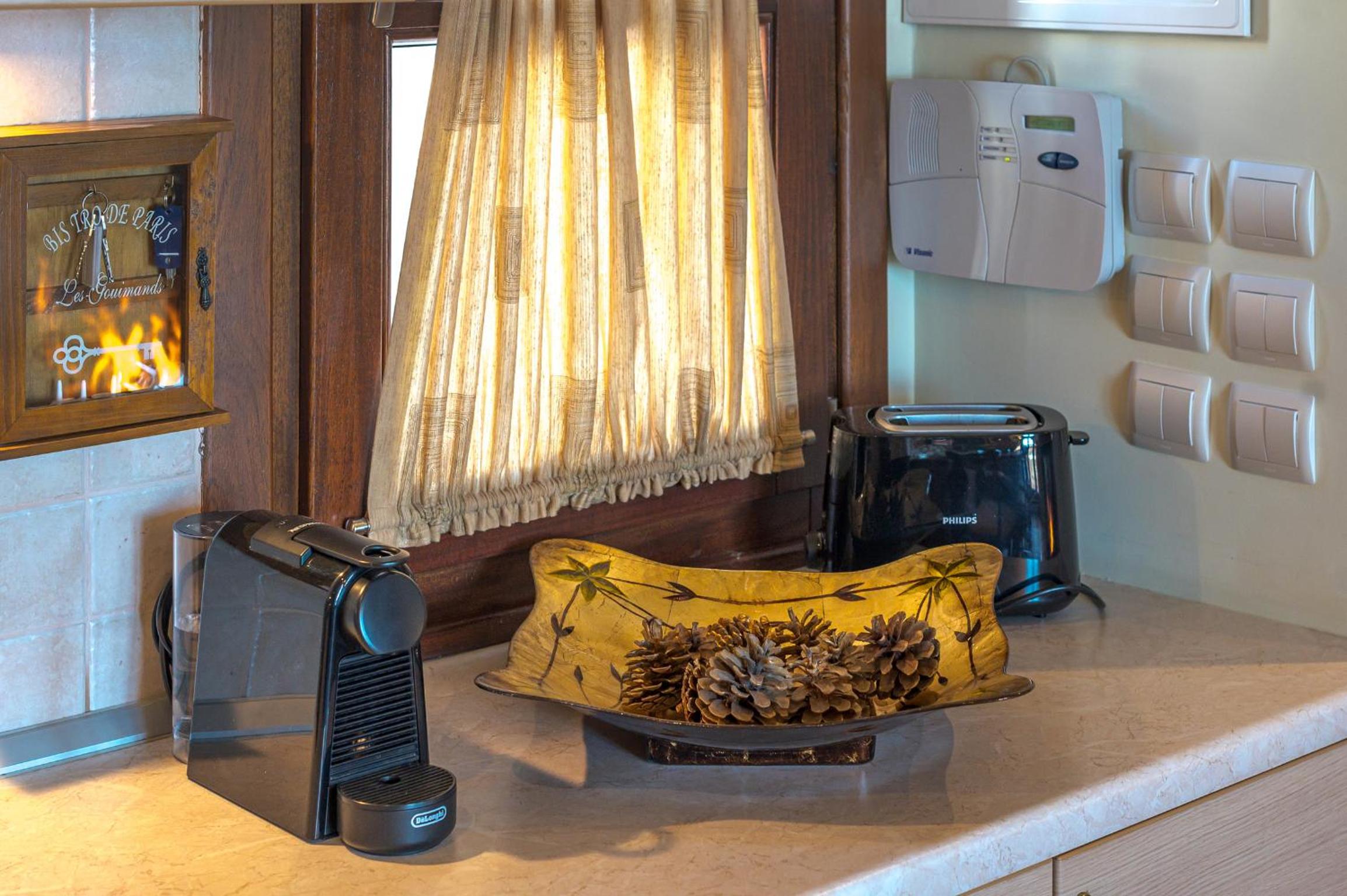 Sky Shades Villa in Arachova view 5