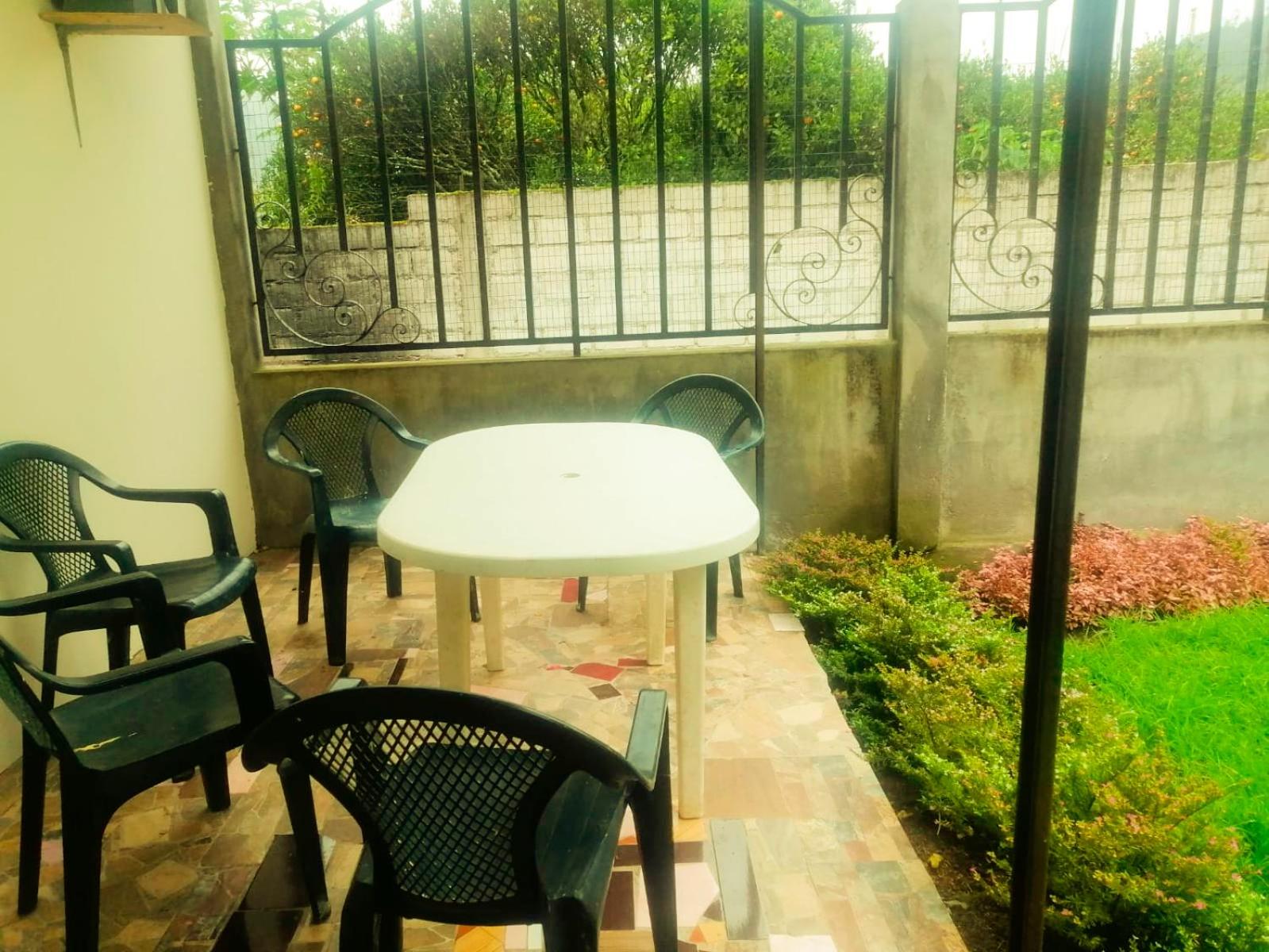 Casa Amarilla
