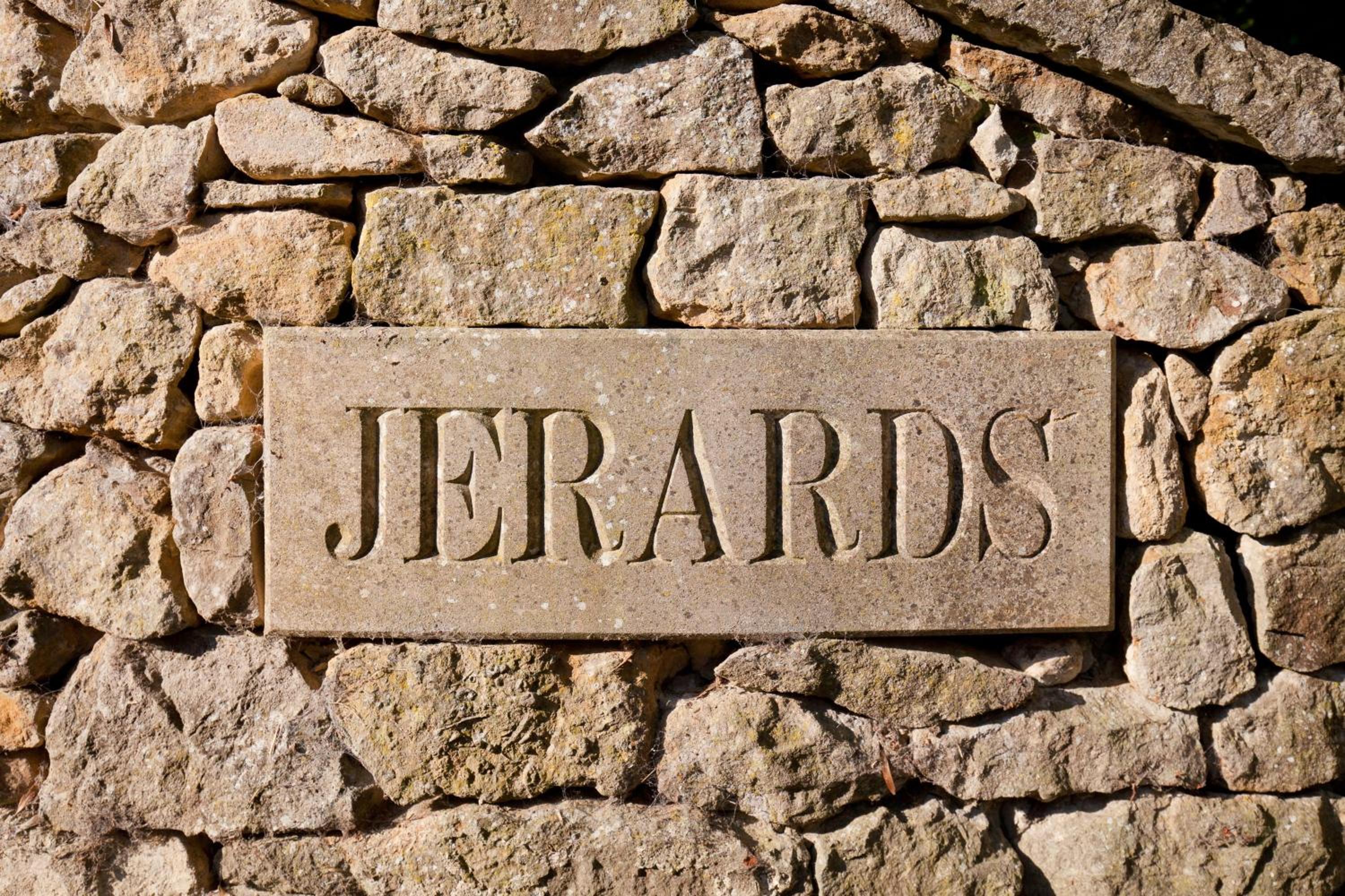 Jerards Stables