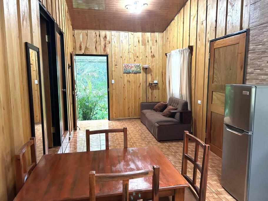 Cozyhousetangara