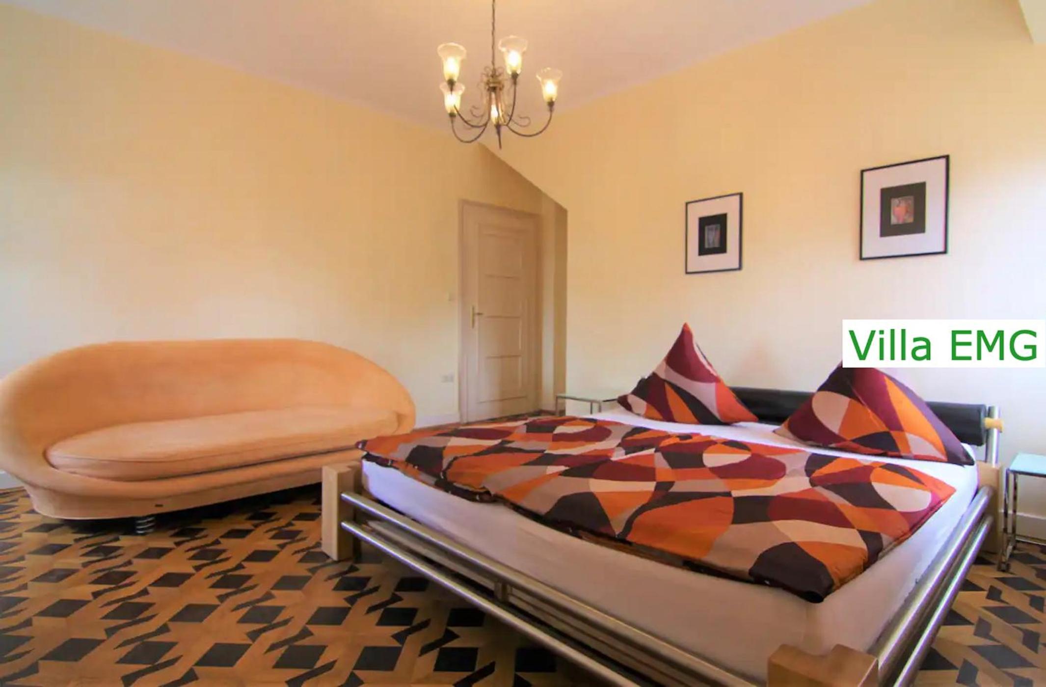 Luxus Ferienhaus Villa EMG Hannover, Messe, Braunschweig mit Sauna, Garten für Familien Gruppen bis 25 Personen