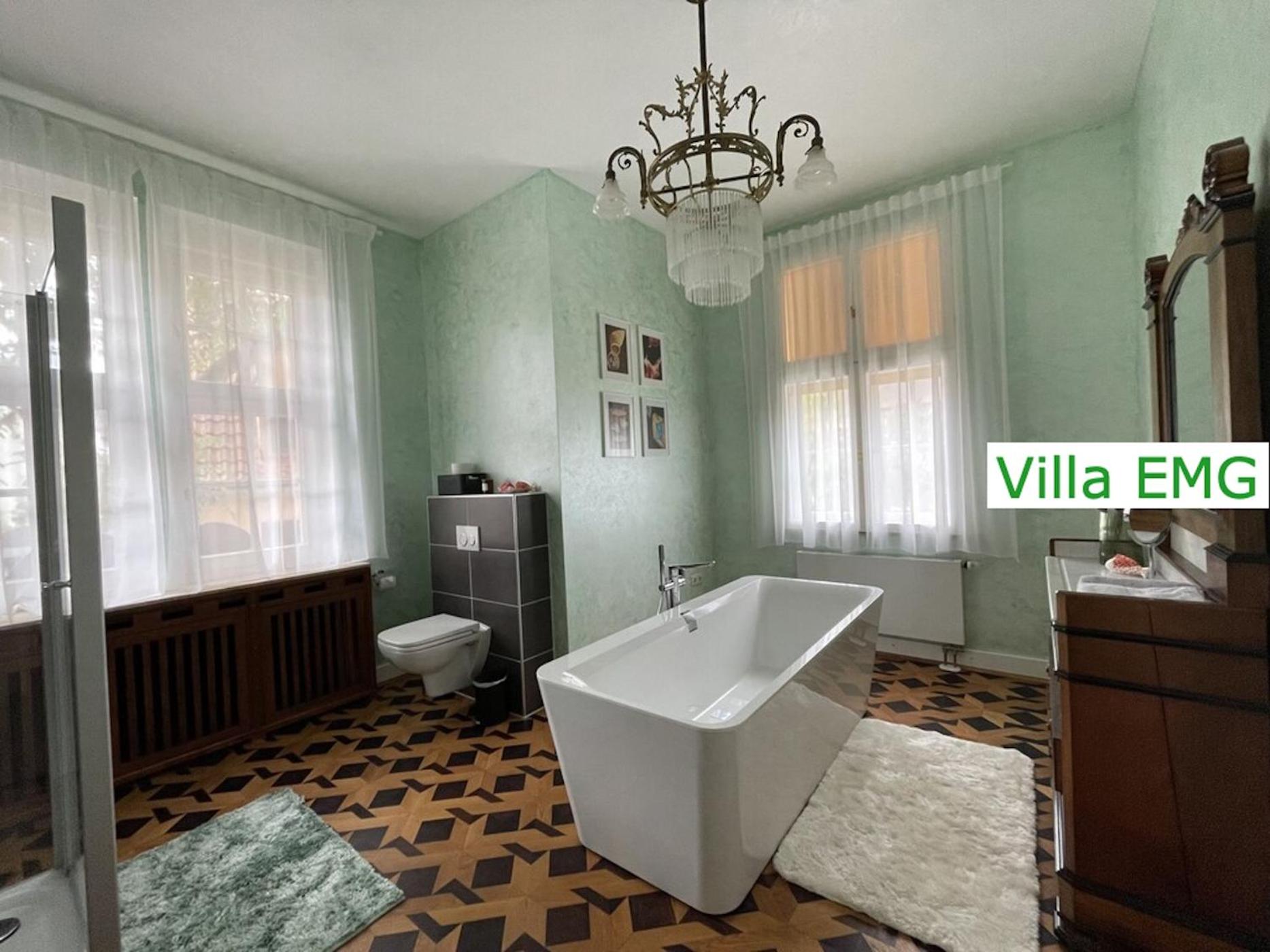 Luxus Ferienhaus Villa EMG Hannover, Messe, Braunschweig mit Sauna, Garten für Familien Gruppen bis 25 Personen