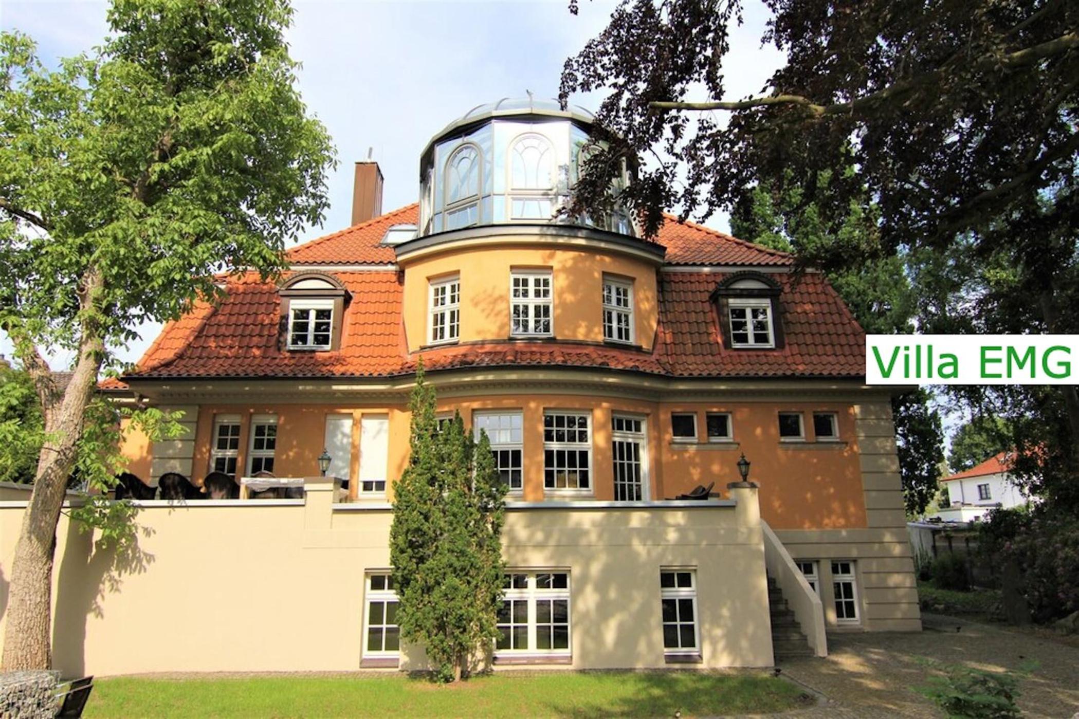 Luxus Ferienhaus Villa EMG Hannover, Messe, Braunschweig mit Sauna, Garten für Familien Gruppen bis 25 Personen