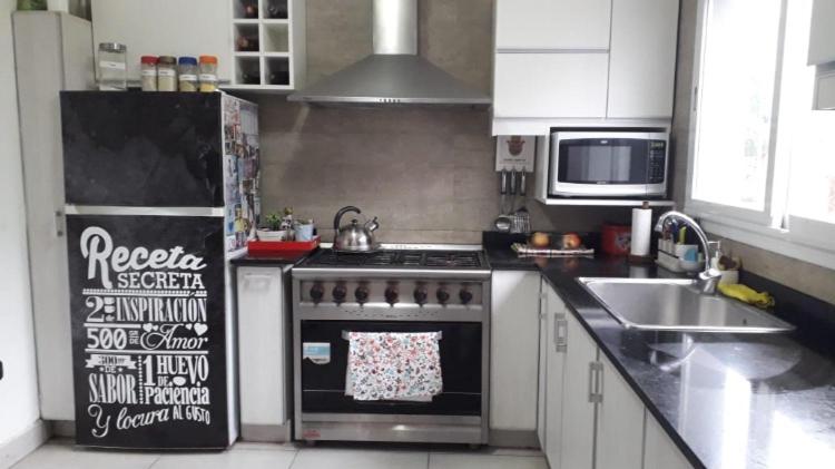 Casa con Pileta Parrilla para 8Personas 3Habitaciones 2Baños - Alma de la Colonia