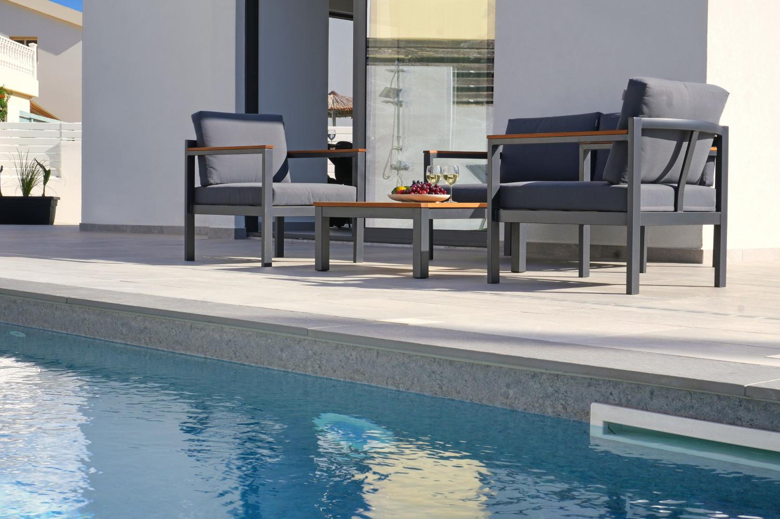 Villa Vitalia - 3 En-suite Beds with Private Pool