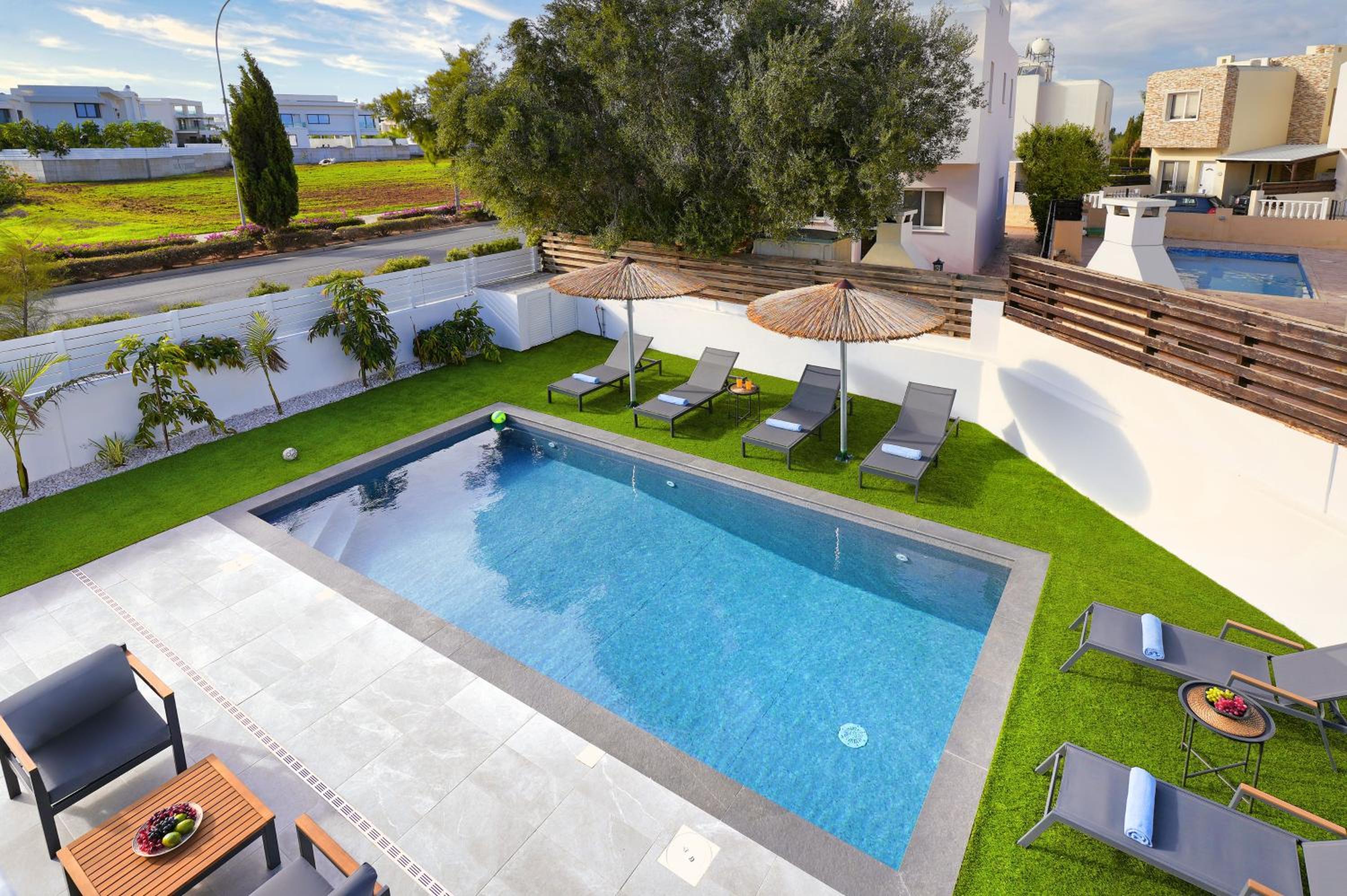 Villa Vitalia - 3 En-suite Beds with Private Pool