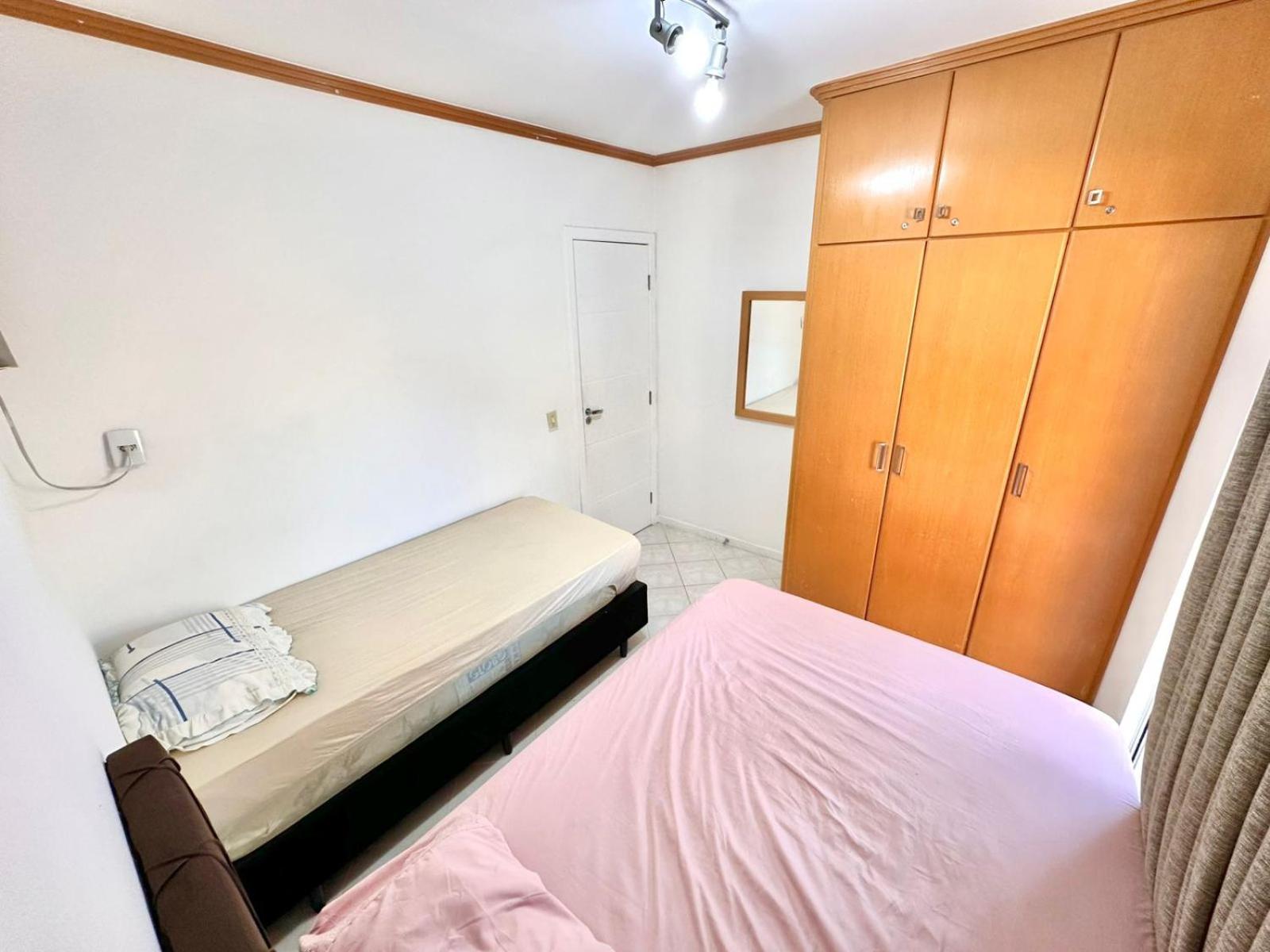 Apartamento em Condomínio Bromélias - Bombinhas SC