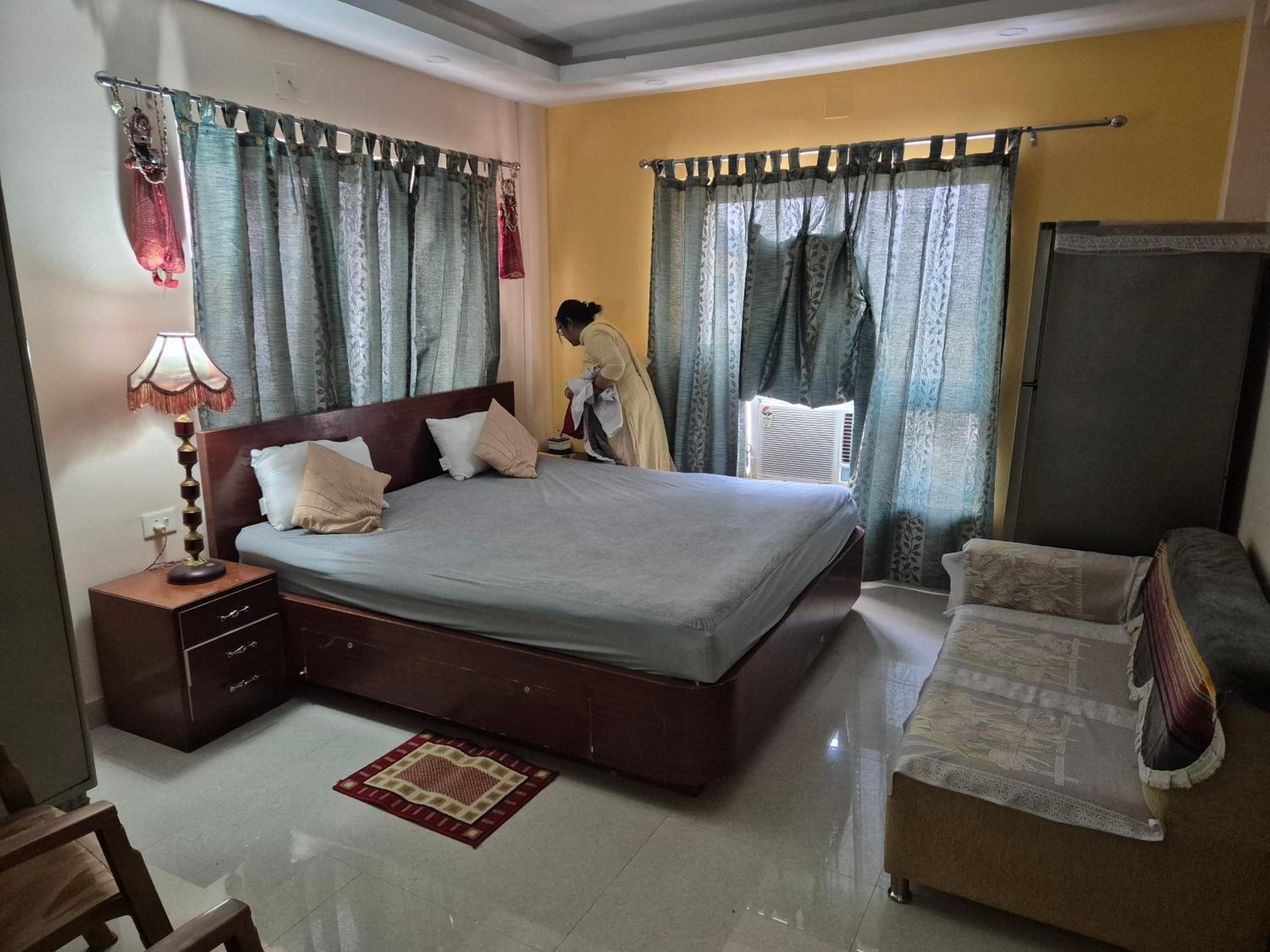 hotel room