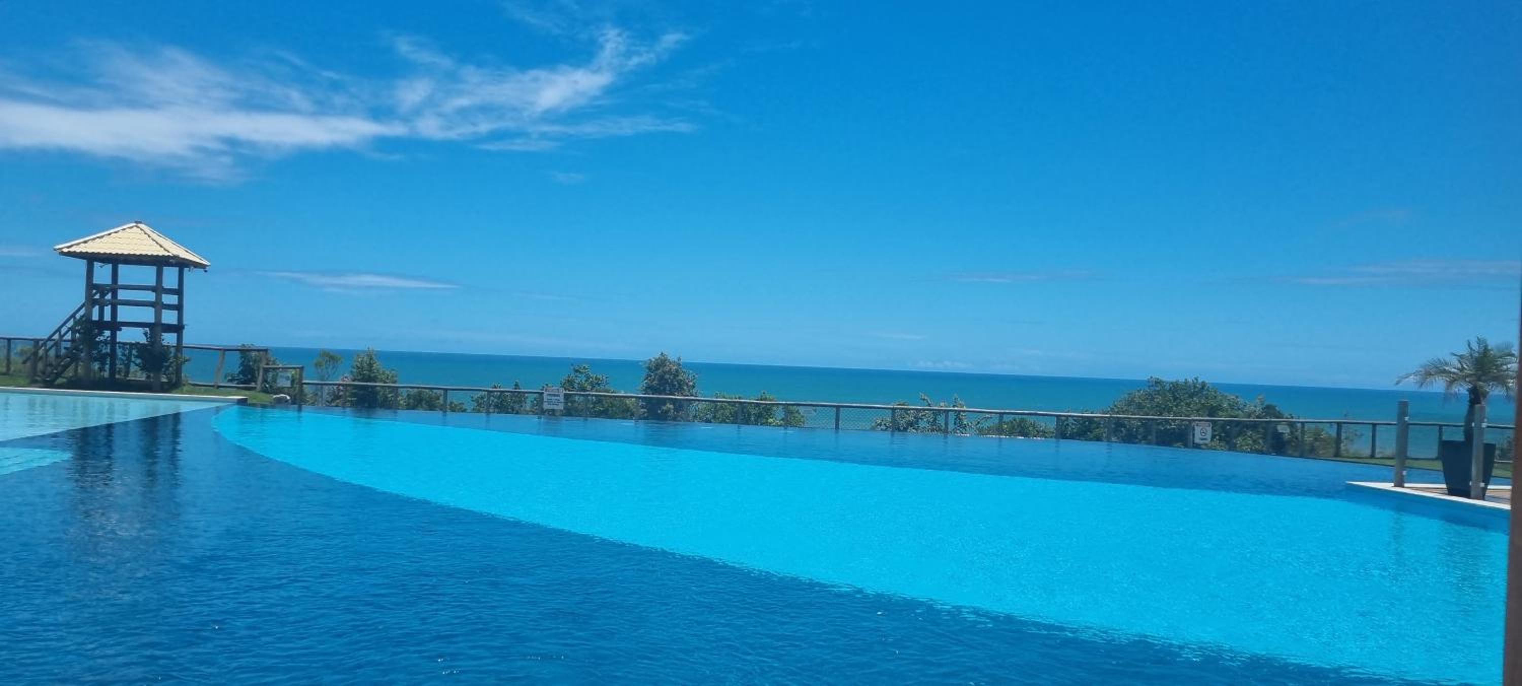 Excelente casa de praia 4 suítes em condomínio