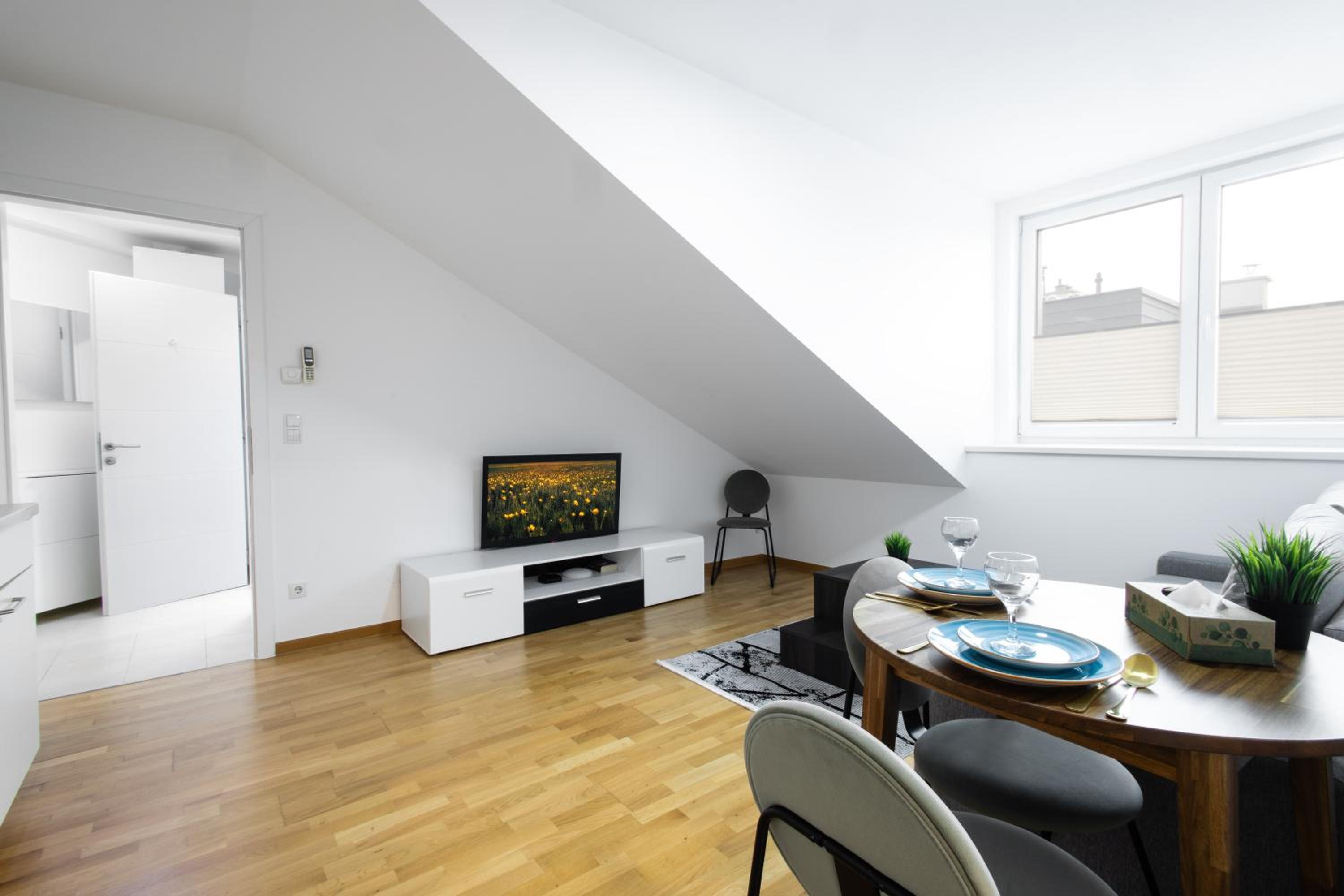 Lé David City Apartments 1020
