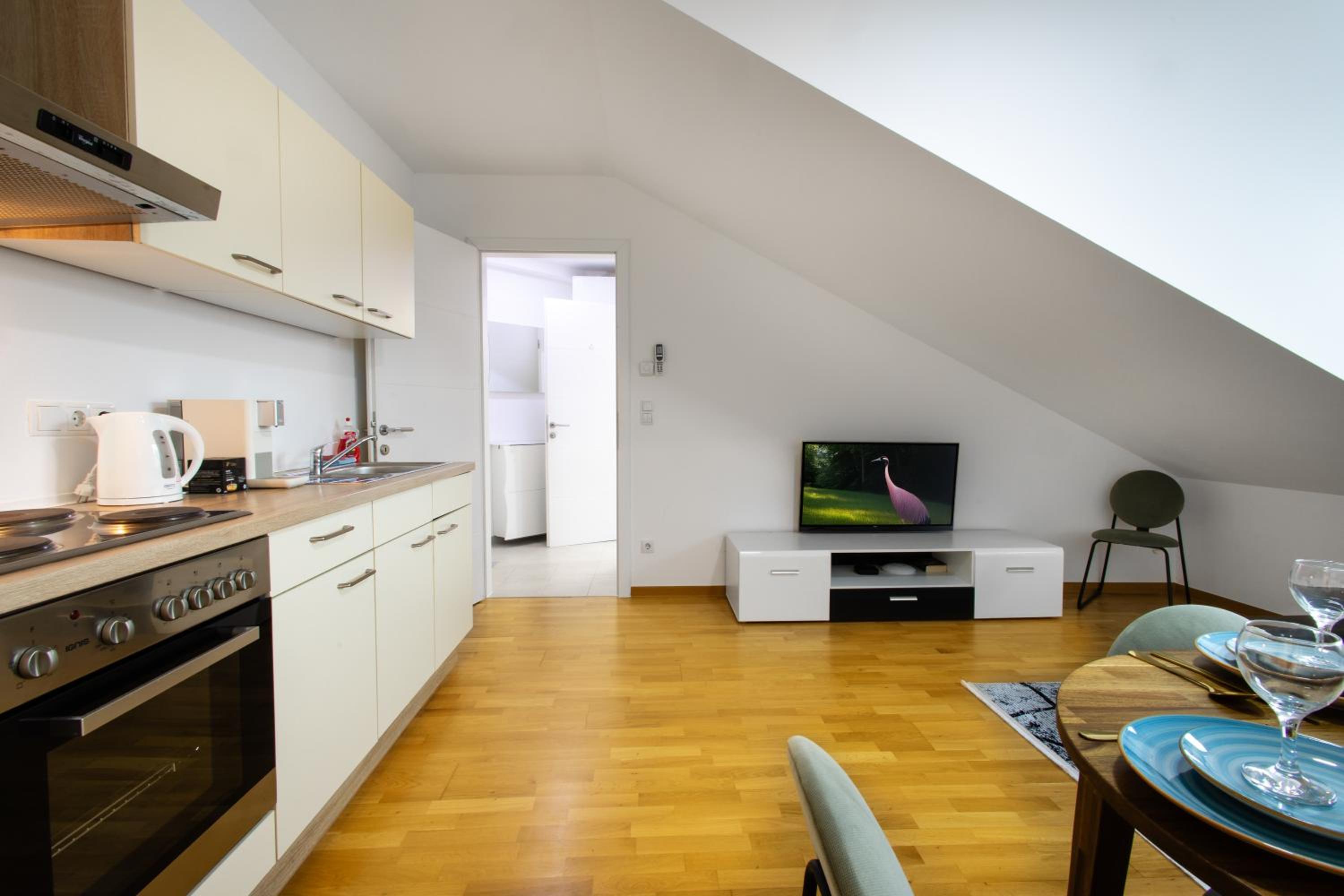 Lé David City Apartments 1020