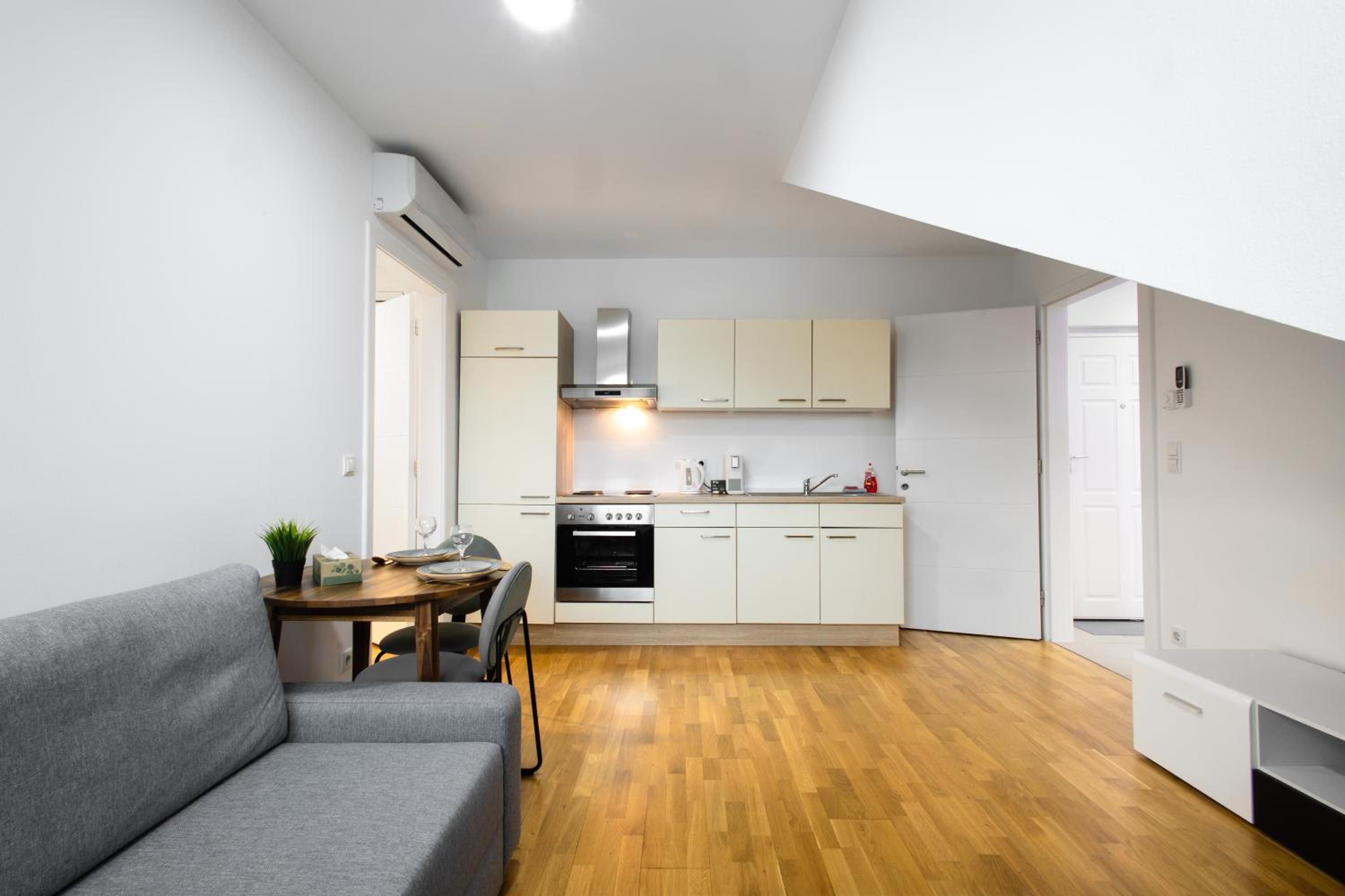 Lé David City Apartments 1020